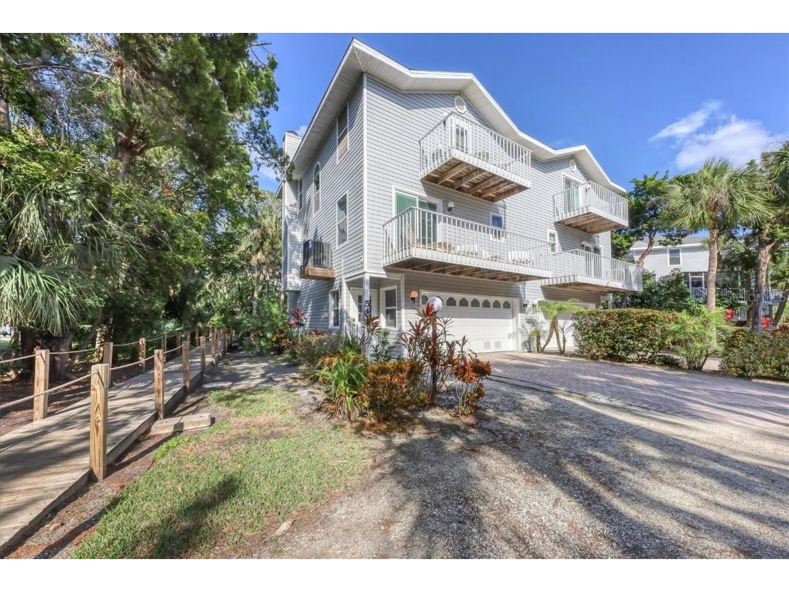 6250 Holmes Boulevard #54 Holmes Beach FL 34217 A4555388 image1