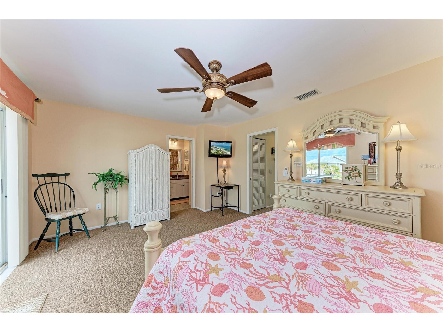 6250 Holmes Boulevard #56 Holmes Beach FL 34217 A4681823 image27