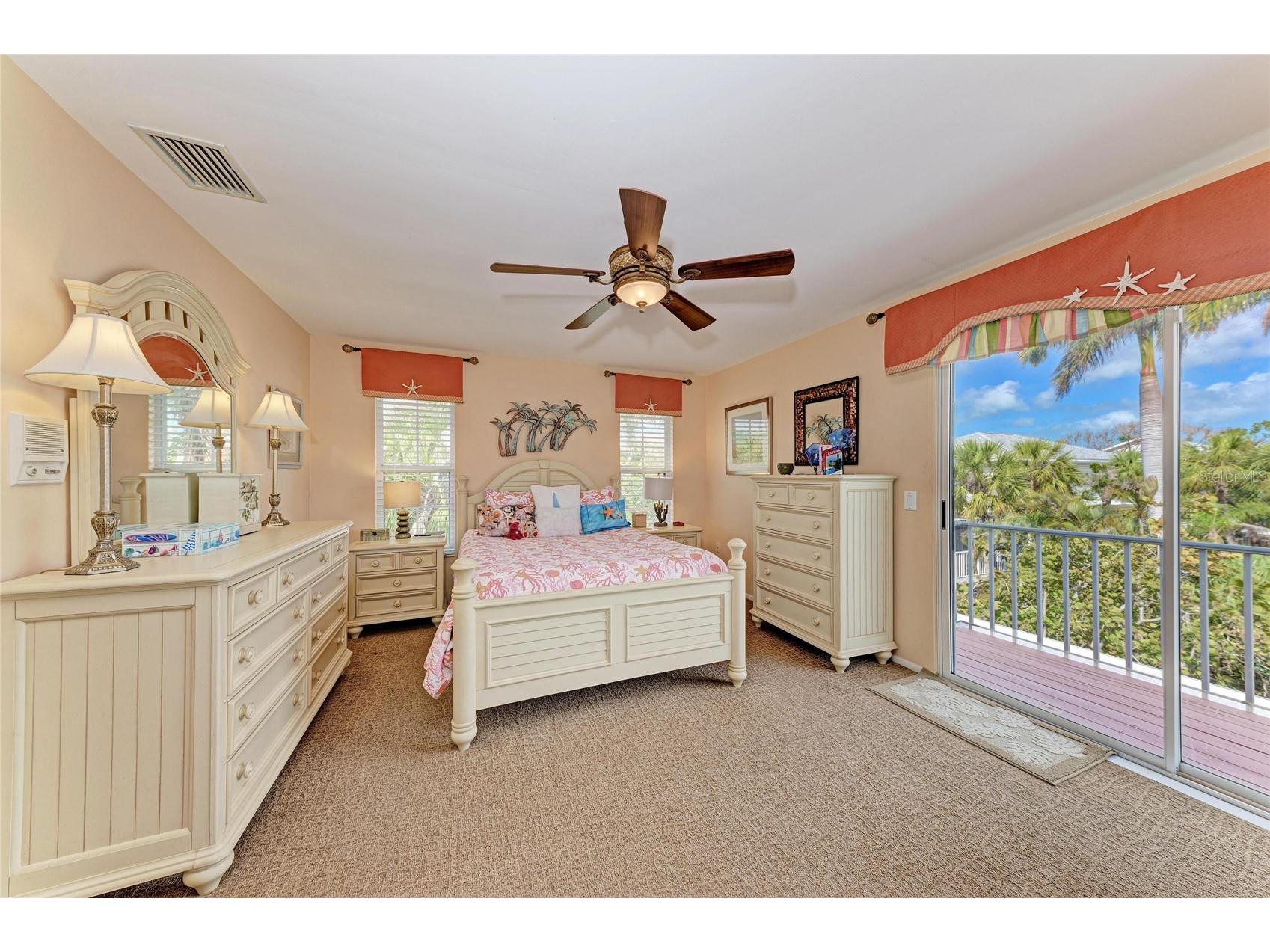 6250 Holmes Boulevard #56 Holmes Beach FL 34217 A4681823 image28