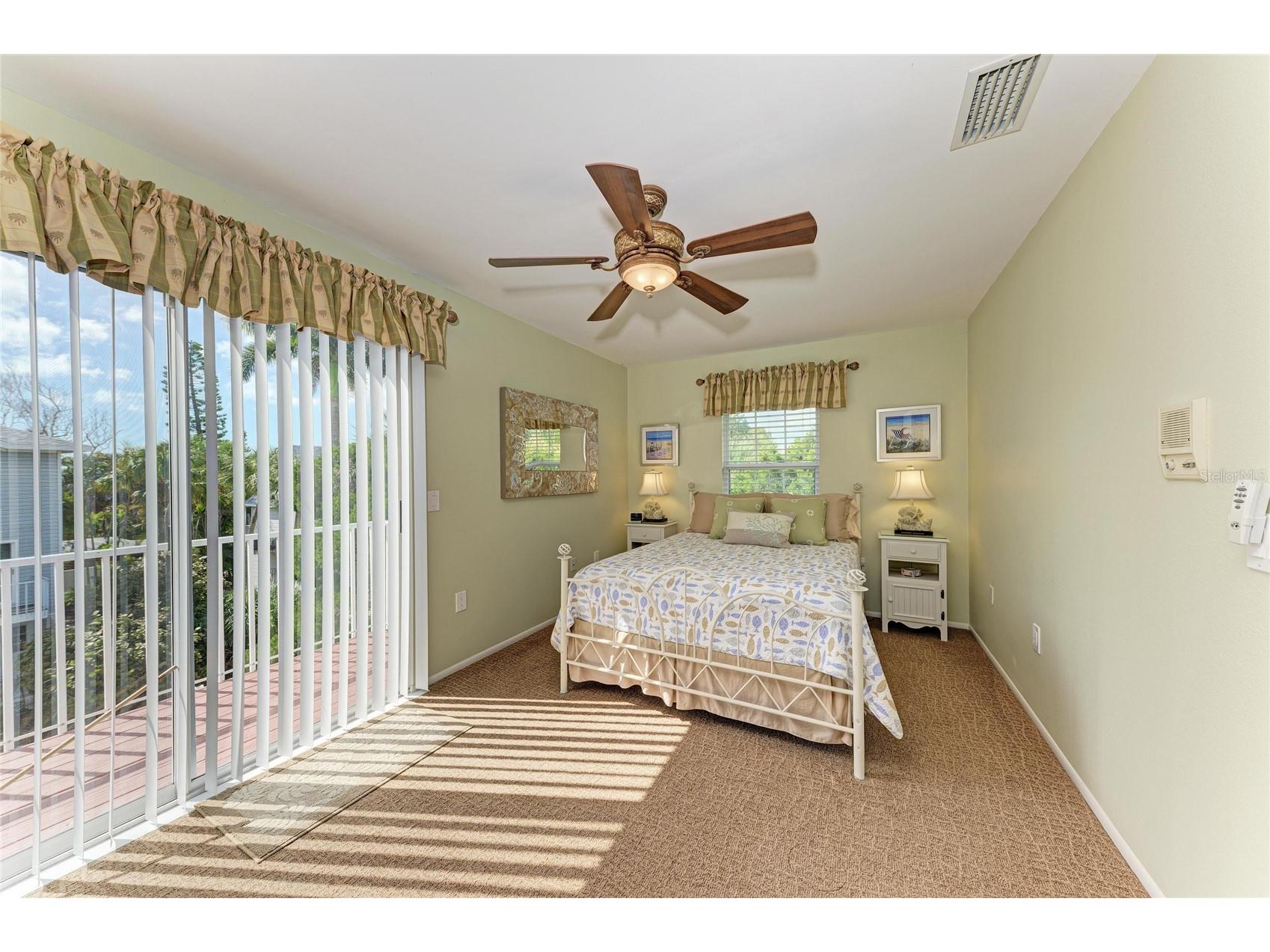 6250 Holmes Boulevard #56 Holmes Beach FL 34217 A4681823 image36
