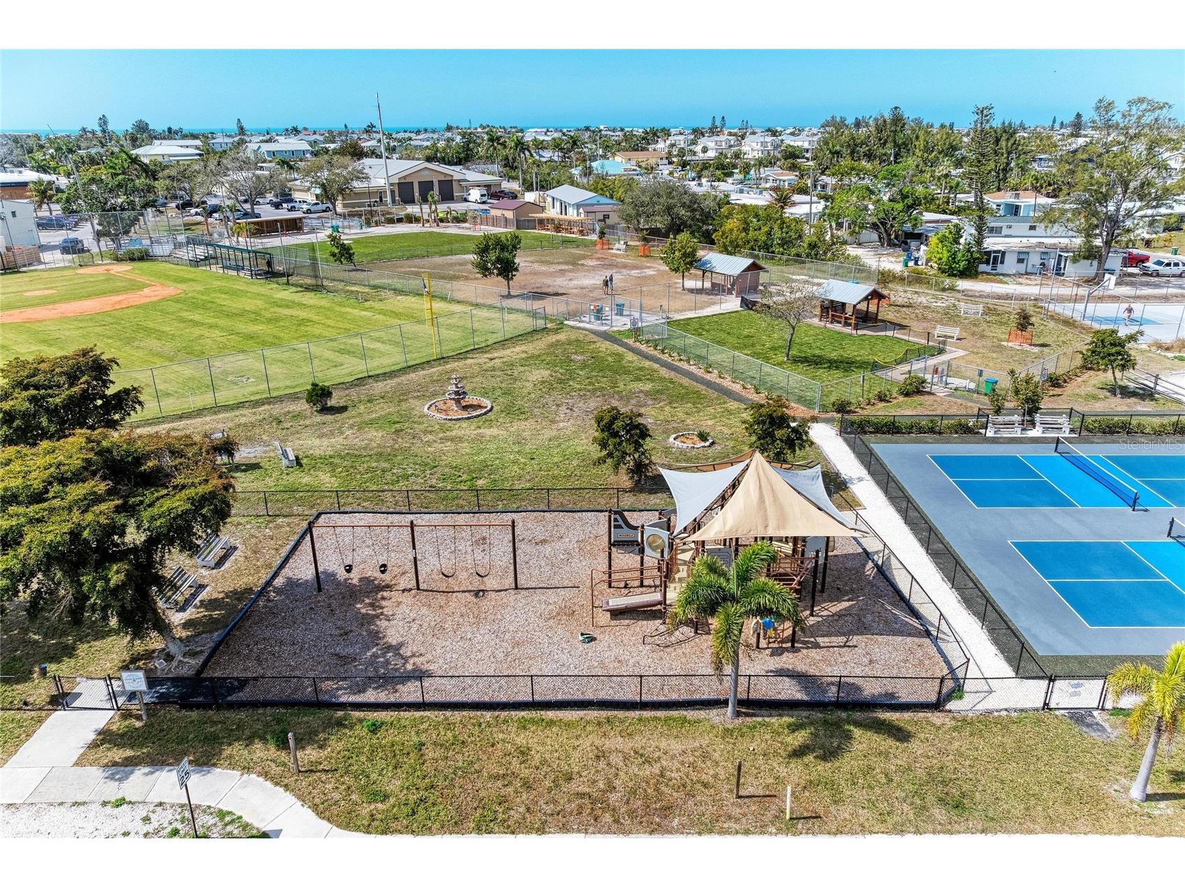 6250 Holmes Boulevard #56 Holmes Beach FL 34217 A4681823 image55