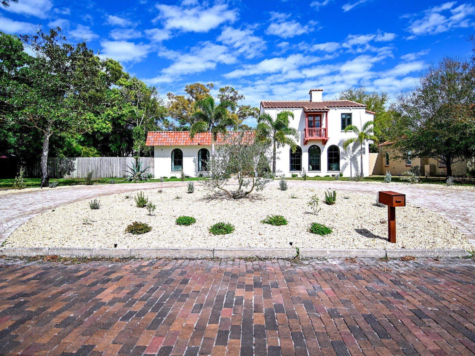 6251 10th Avenue S Gulfport FL 33707 A4684006 image1