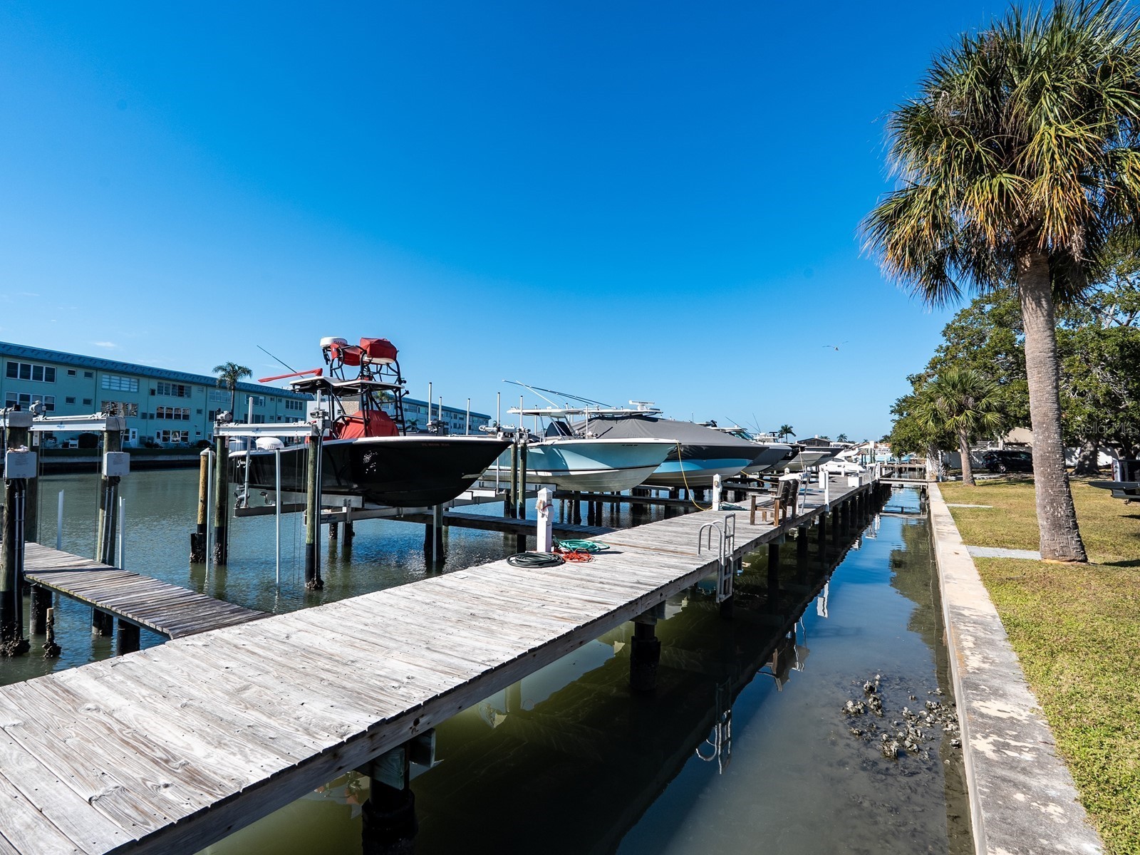 6251 10th Avenue S Gulfport FL 33707 A4684006 image73