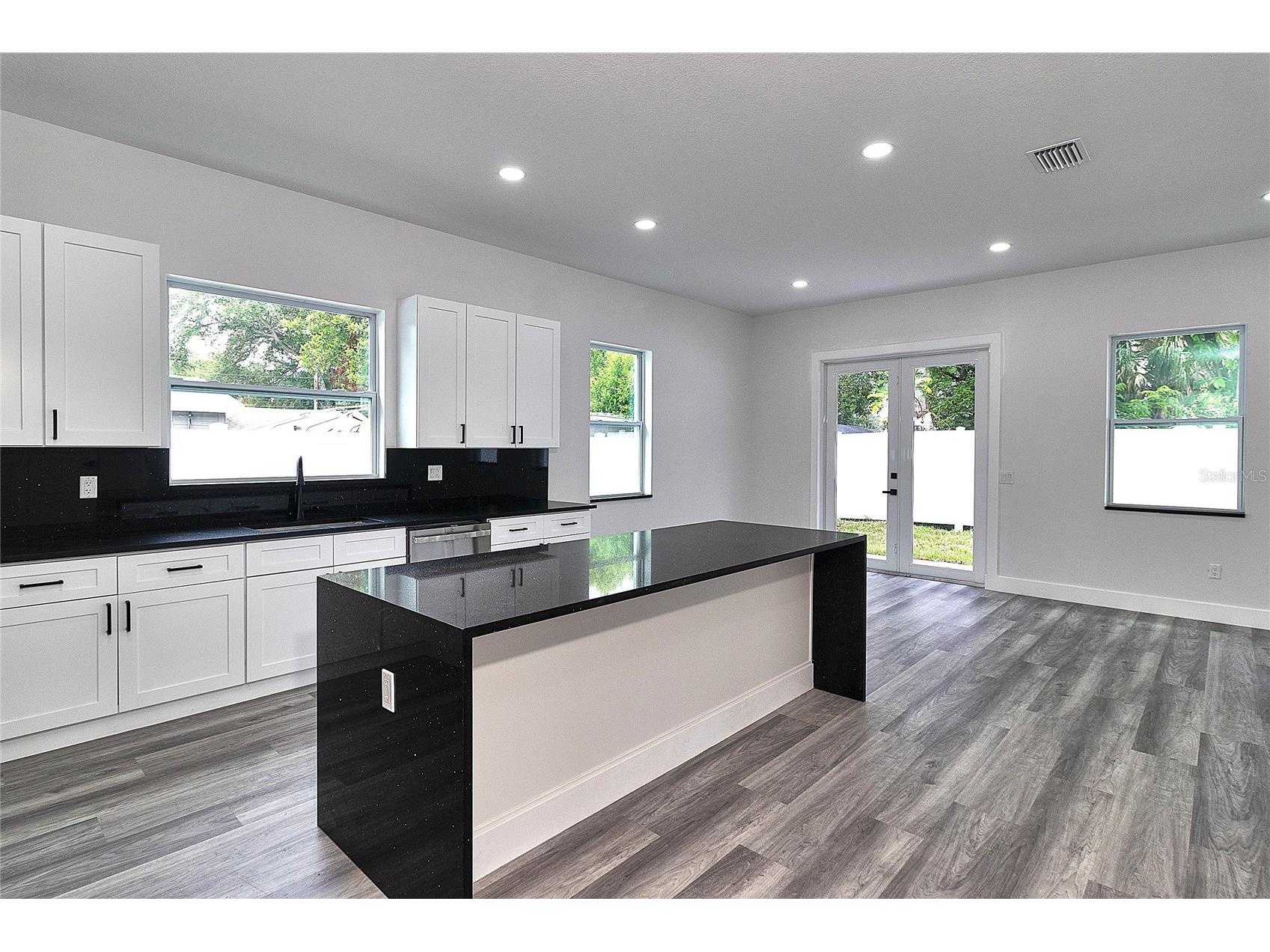 6251 148 Avenue N Clearwater FL 33760 TB8514982 image19