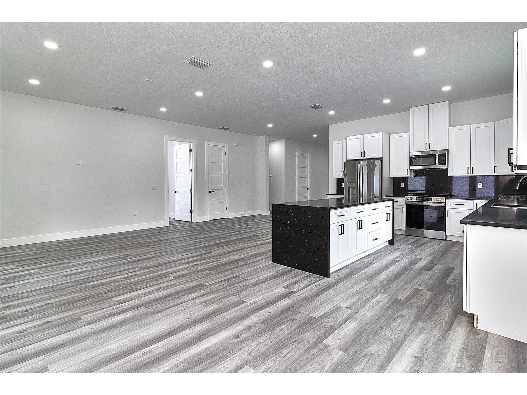 6251 148 Avenue N Clearwater FL 33760 TB8514982 image22