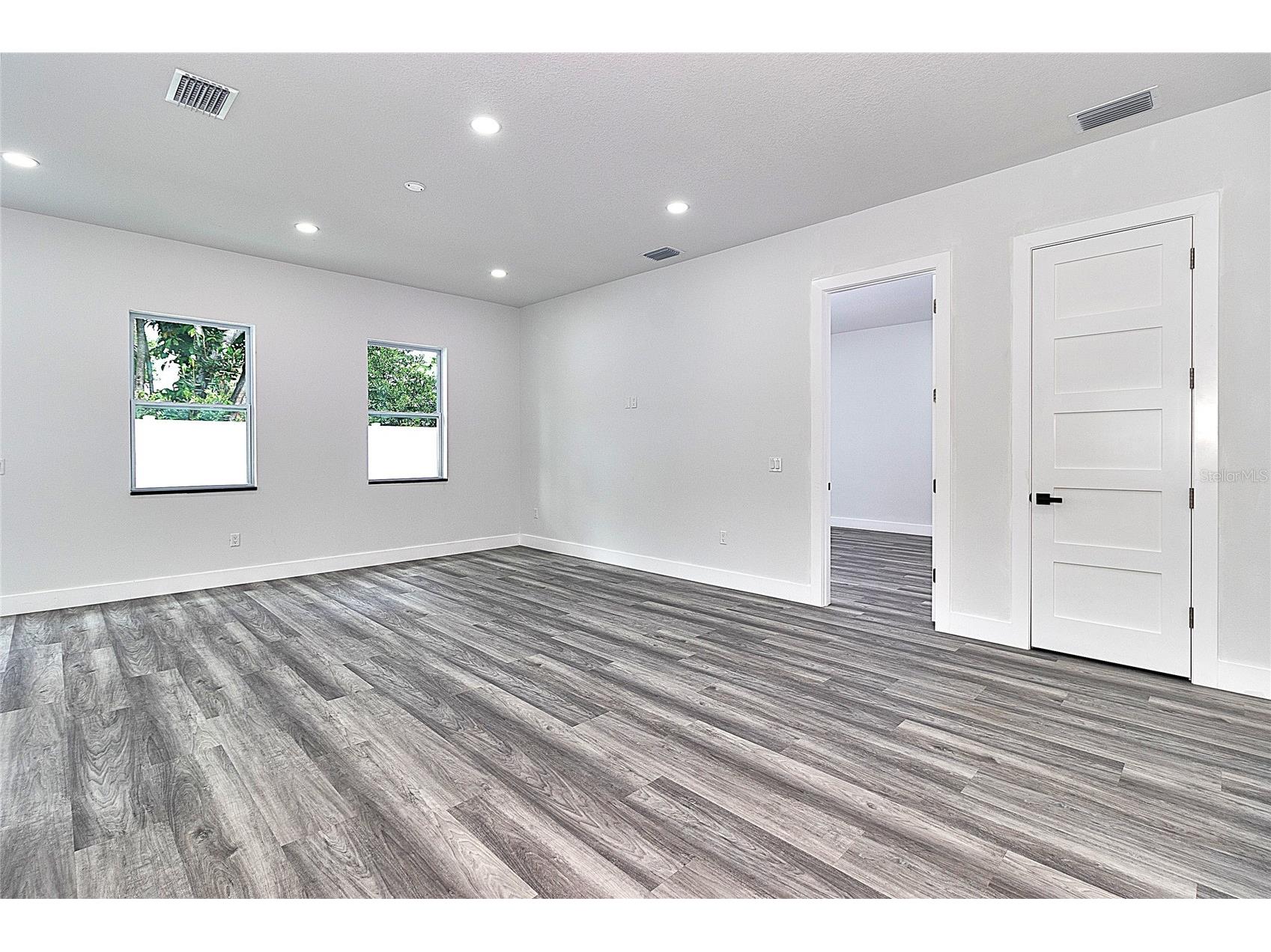 6251 148 Avenue N Clearwater FL 33760 TB8514982 image25