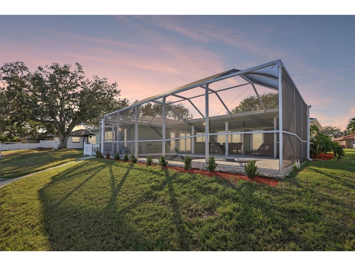 6251 18th Street NE Saint Petersburg FL 33702 - TAMPA BAY TB8445392 image45