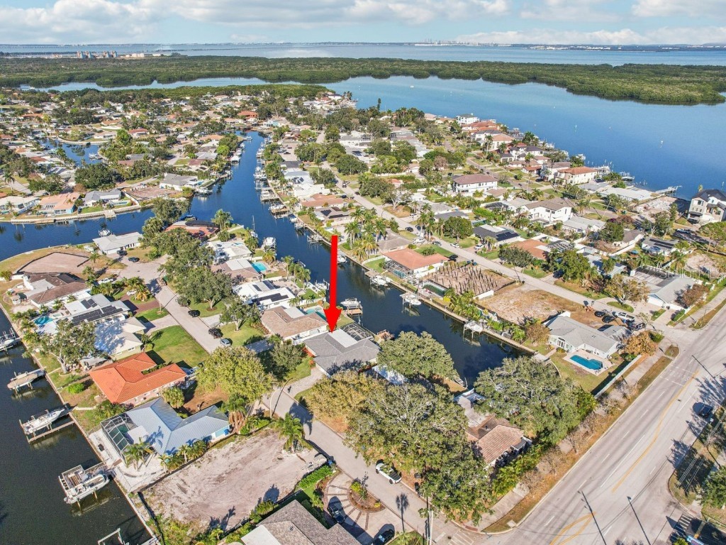 6251 18th Street NE Saint Petersburg FL 33702 - TAMPA BAY TB8445392 image48