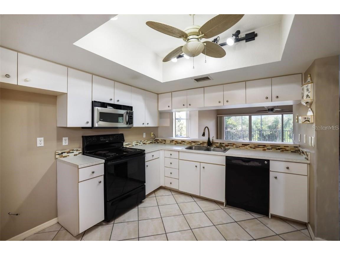 6251 Shoreline Drive #2101 Saint Petersburg FL 33708 - LONG BAYOU TB8435675 image5