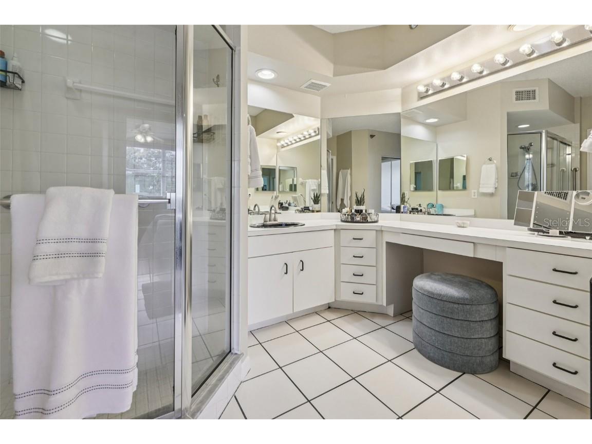 6251 Shoreline Drive #2205 Saint Petersburg FL 33708 TB8442710 image10
