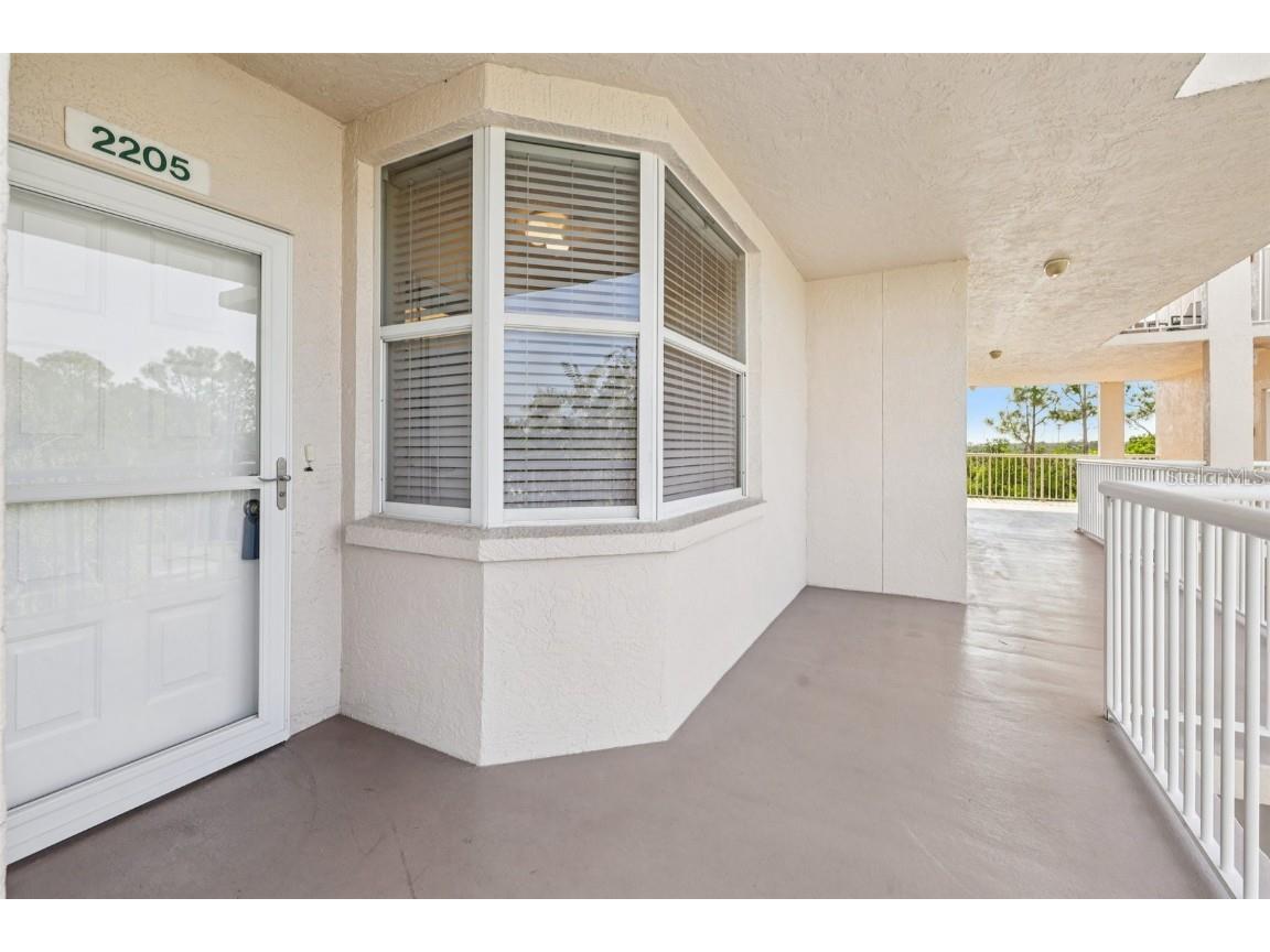 6251 Shoreline Drive #2205 Saint Petersburg FL 33708 TB8442710 image2