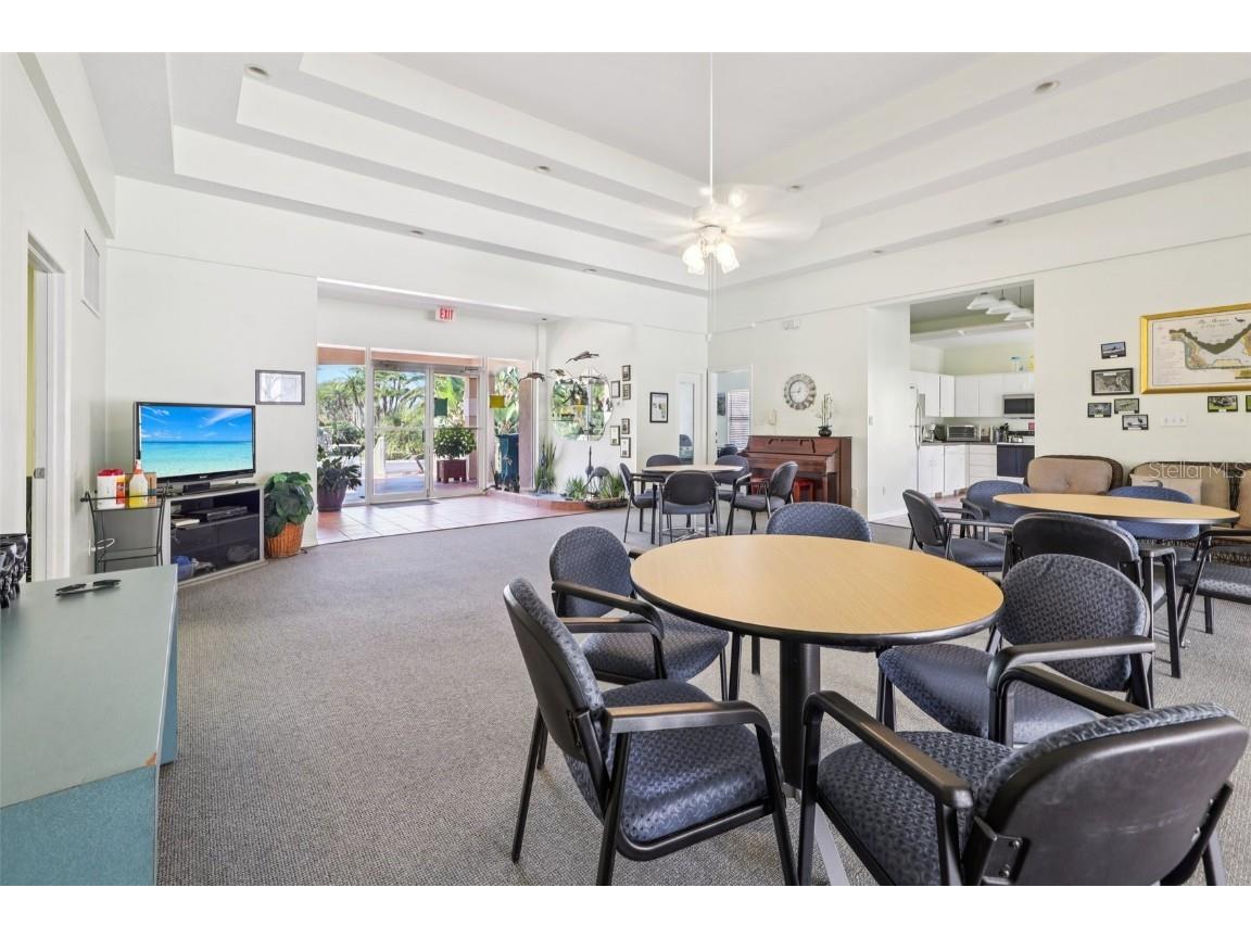 6251 Shoreline Drive #2205 Saint Petersburg FL 33708 TB8442710 image20