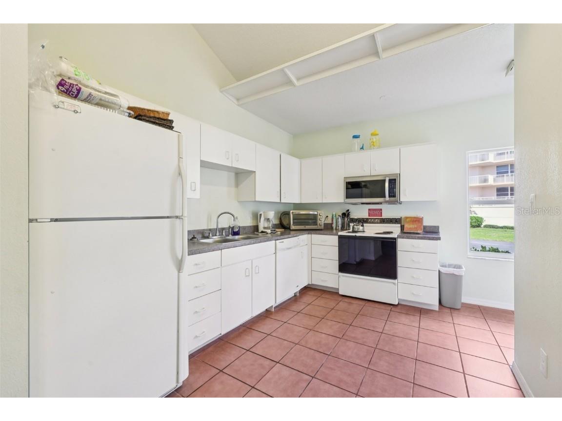 6251 Shoreline Drive #2205 Saint Petersburg FL 33708 TB8442710 image22