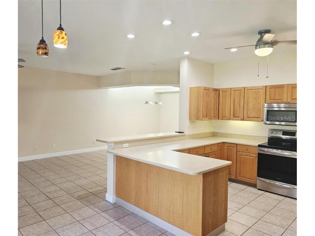 6251 Vista Verde Drive W Saint Petersburg FL 33707 TB8453160 image11