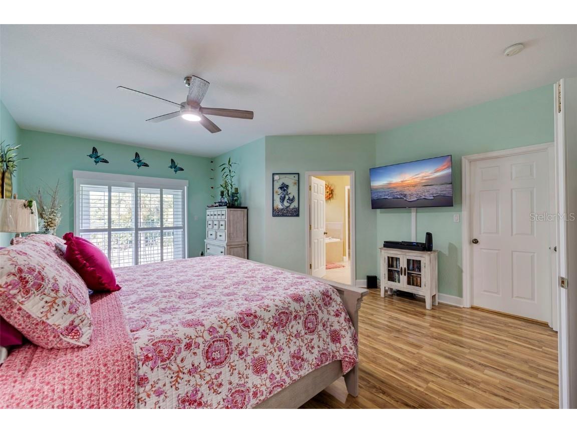 6251 Vista Verde Drive W Saint Petersburg FL 33707 TB8453160 image17