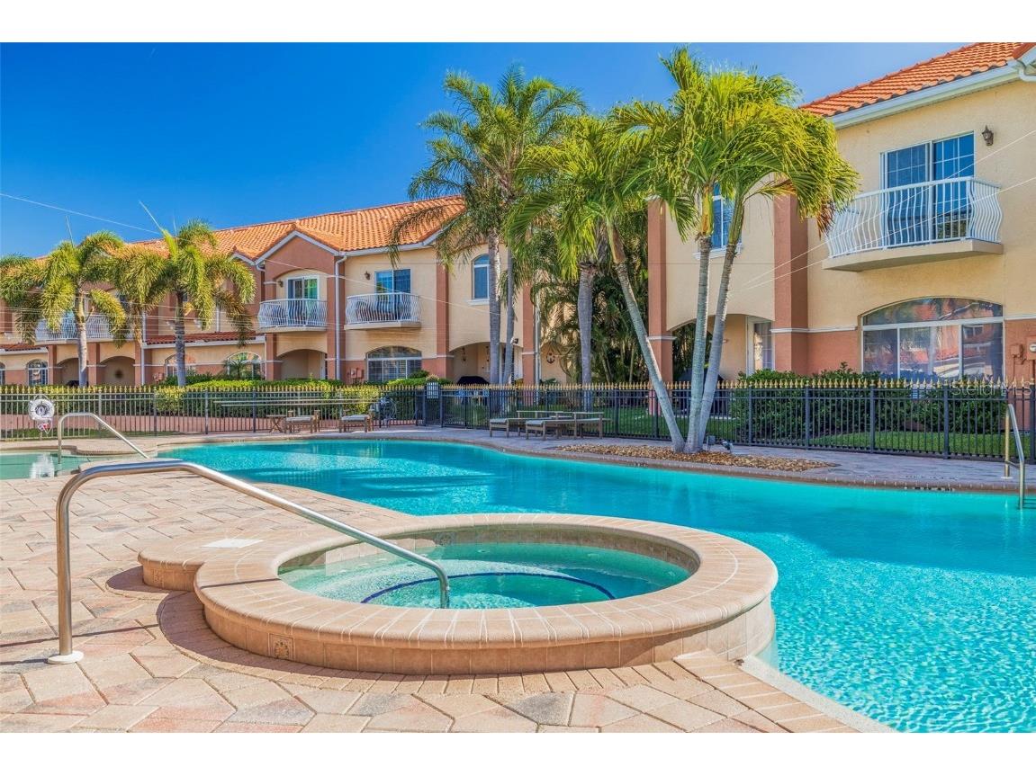 6251 Vista Verde Drive W Saint Petersburg FL 33707 TB8453160 image47