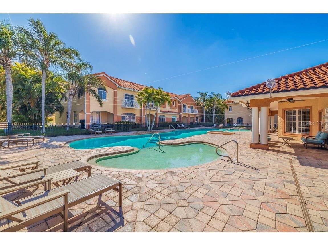 6251 Vista Verde Drive W Saint Petersburg FL 33707 TB8453160 image50