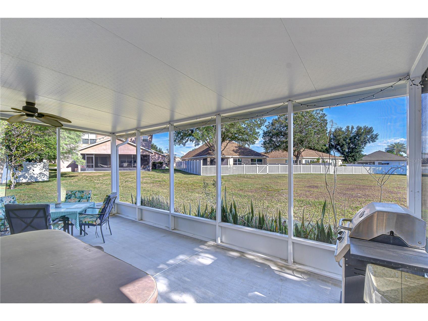 6252 Twin Bridges Drive Zephyrhills FL 33541 TB8507305 image36