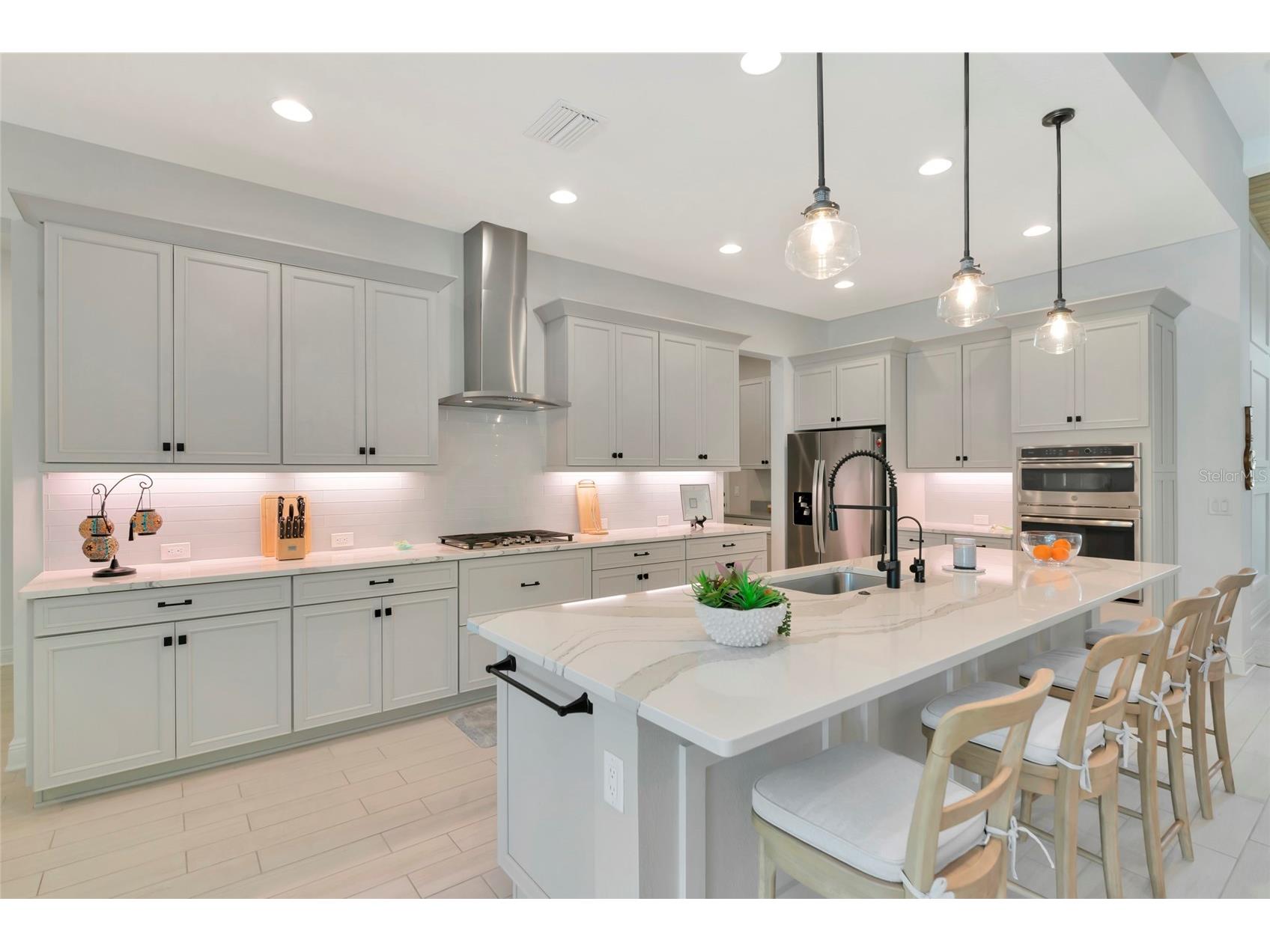 6254 Rivo Lakes Boulevard Sarasota FL 34241 A4693735 image14
