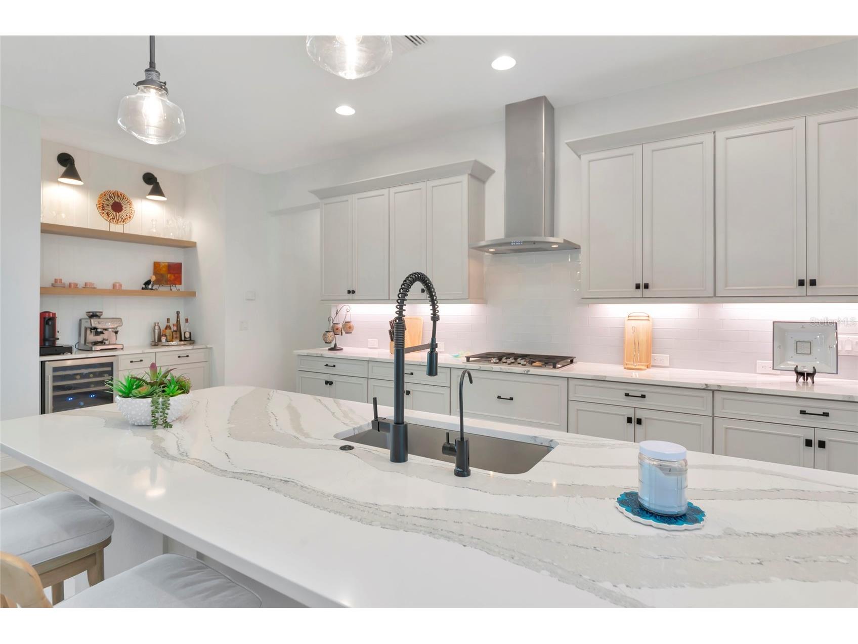 6254 Rivo Lakes Boulevard Sarasota FL 34241 A4693735 image18