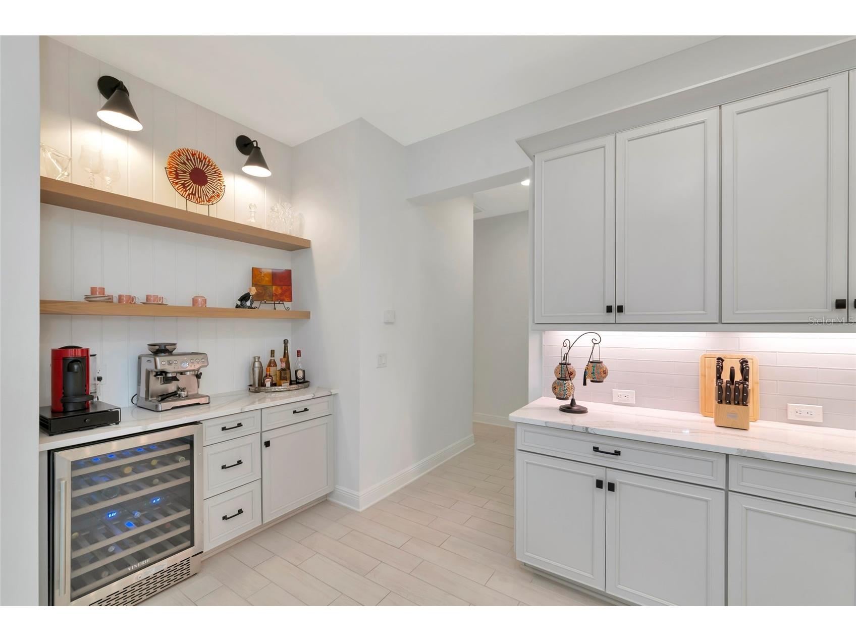 6254 Rivo Lakes Boulevard Sarasota FL 34241 A4693735 image19