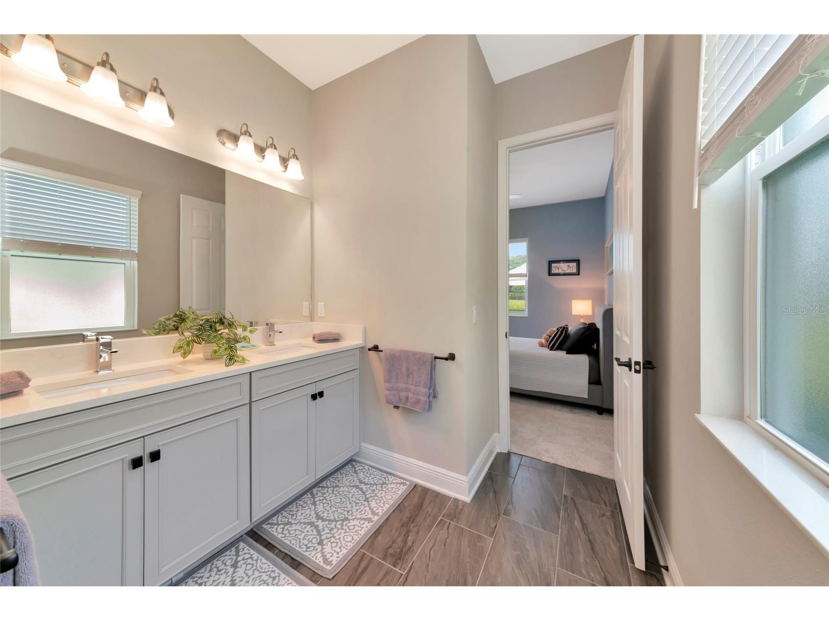 6254 Rivo Lakes Boulevard Sarasota FL 34241 A4693735 image37