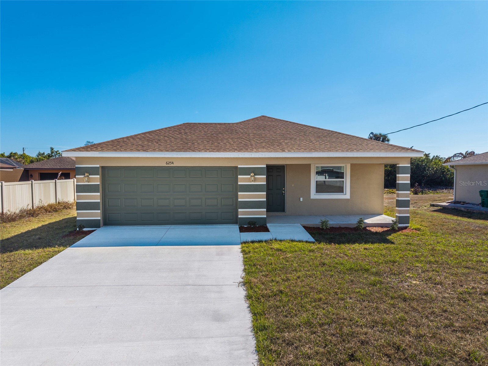 6254 Spinnaker Boulevard Englewood FL 34224 A4684449 image1