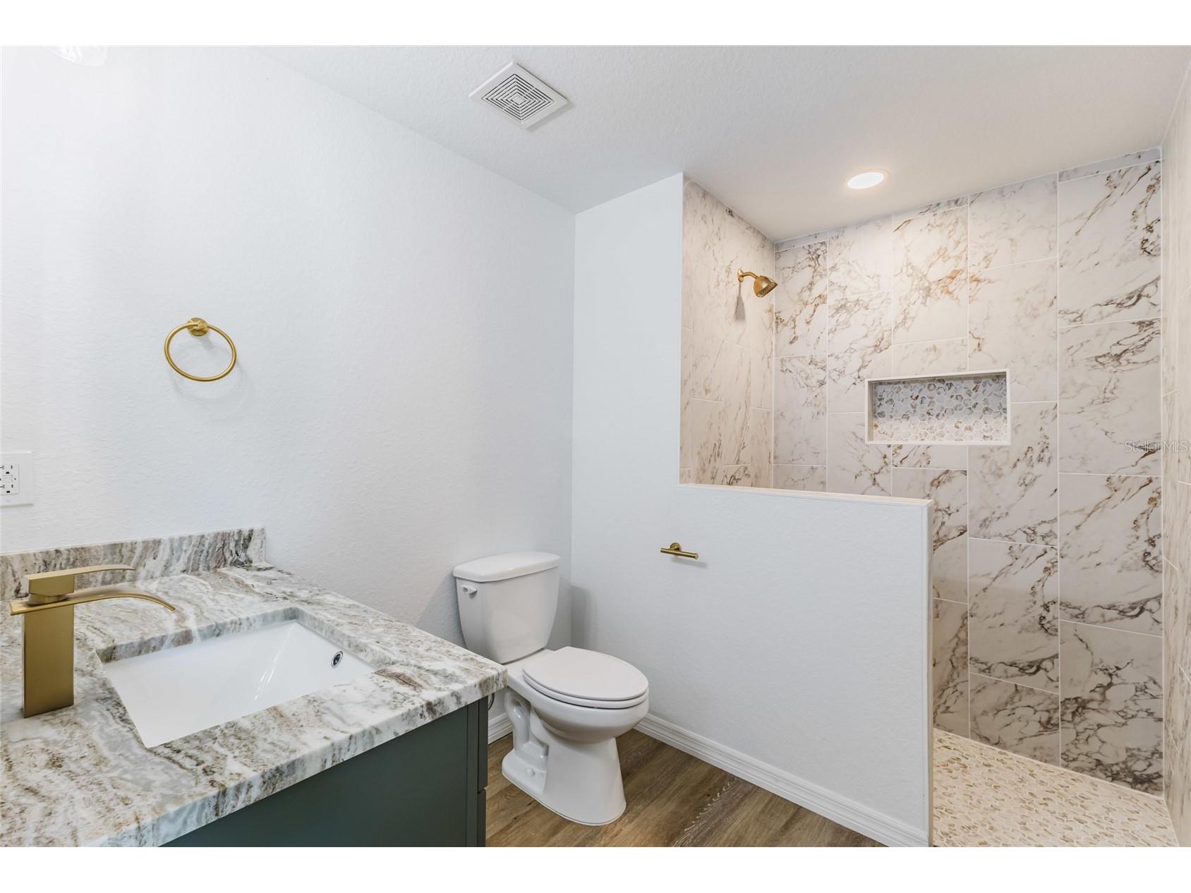6254 Spinnaker Boulevard Englewood FL 34224 A4684449 image13