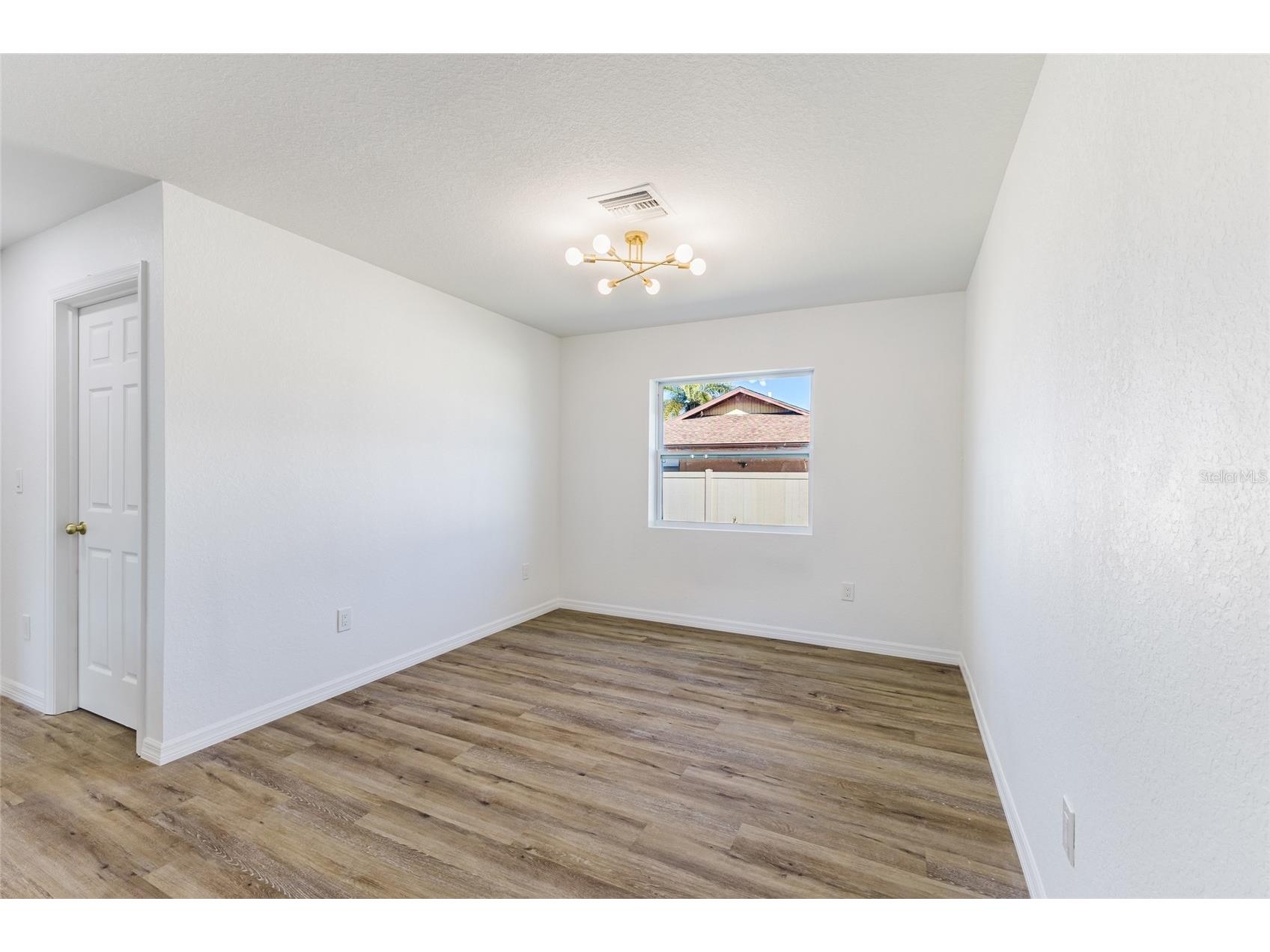 6254 Spinnaker Boulevard Englewood FL 34224 A4684449 image15