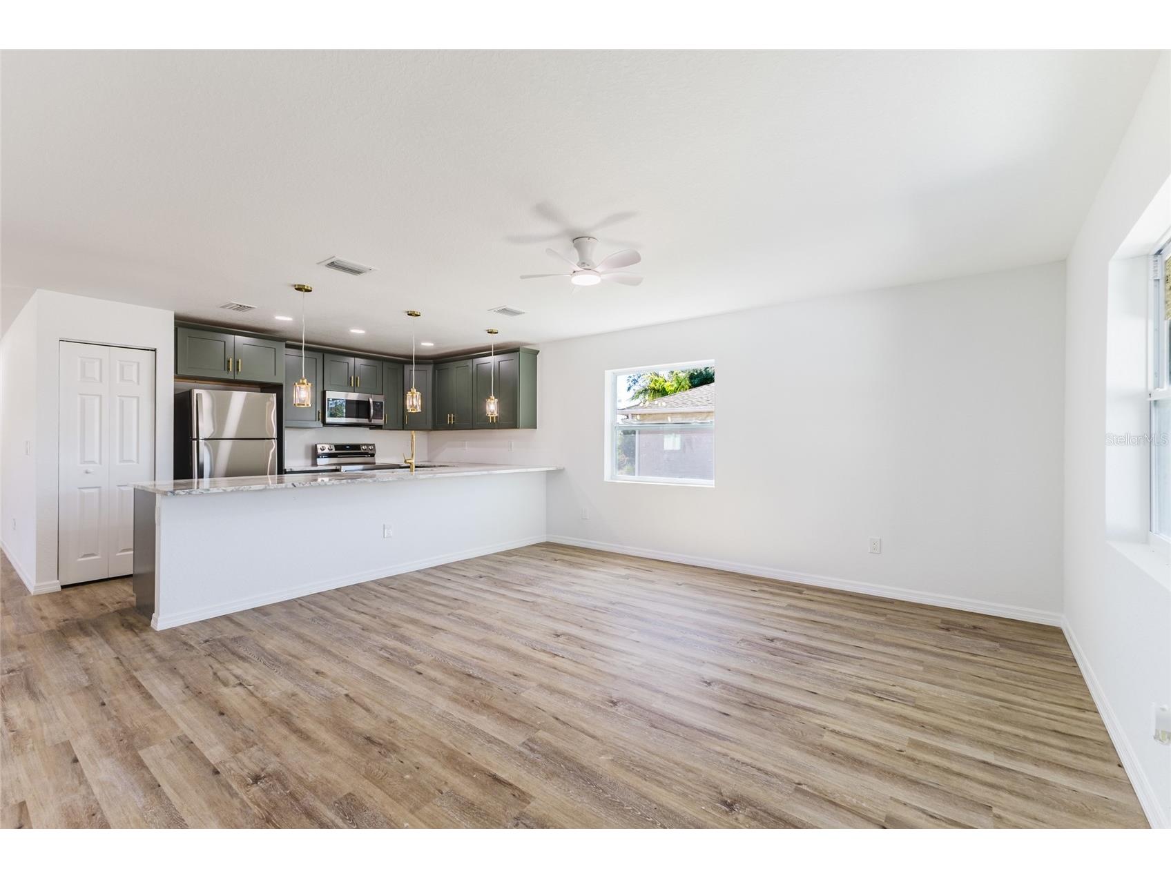 6254 Spinnaker Boulevard Englewood FL 34224 A4684449 image3
