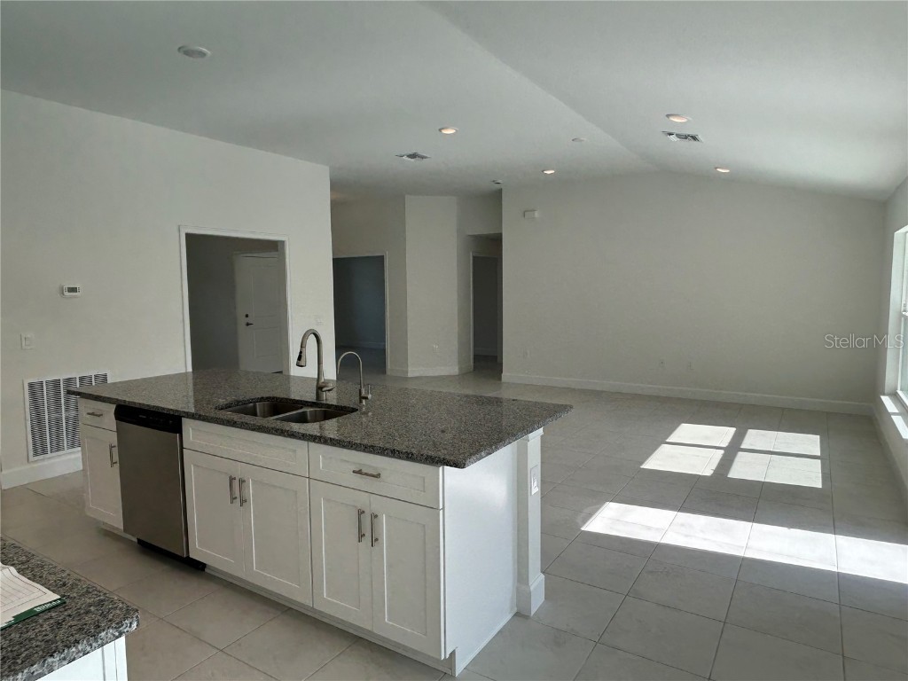 6255 Charland Avenue North Port FL 34286 A4655962 image8