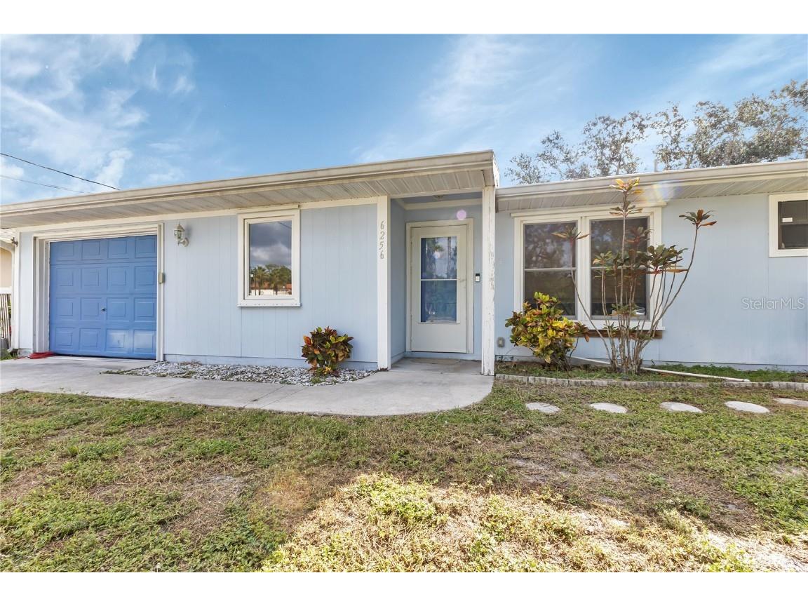 6256 Hoffman Street North Port FL 34287 C7479585 image1