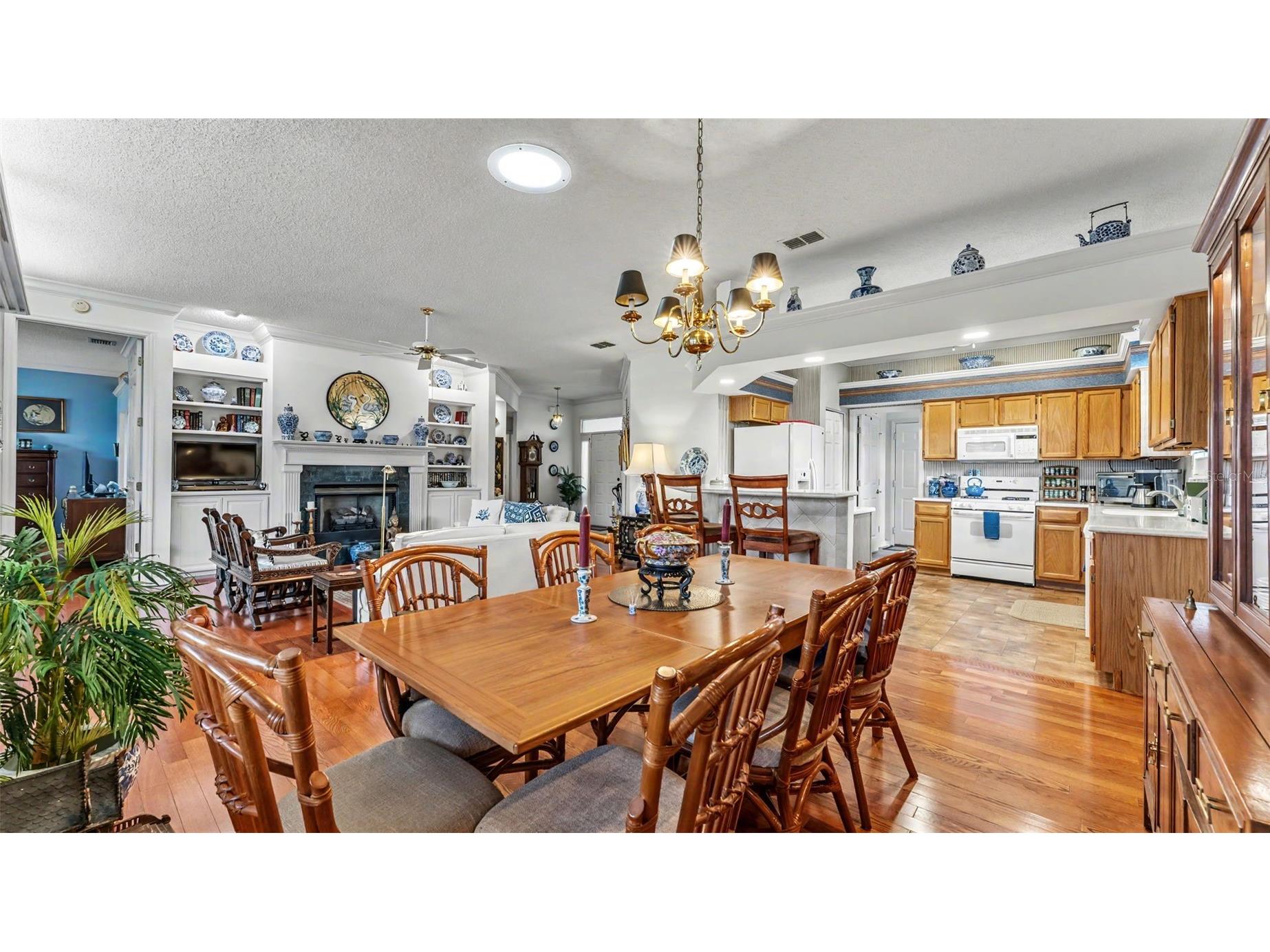 6257 Silver Lakes Drive W Lakeland FL 33810 L4962143 image15