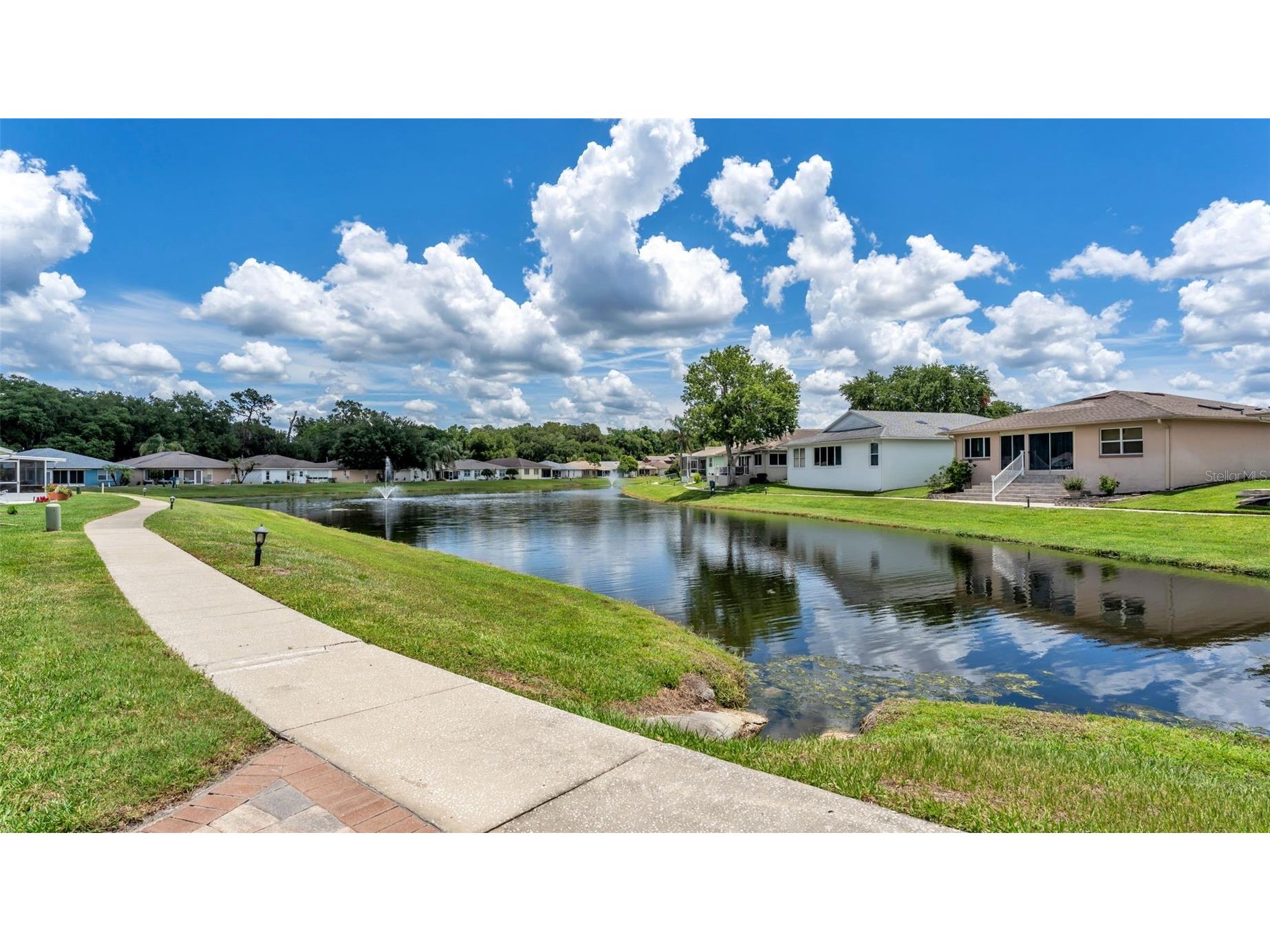6257 Silver Lakes Drive W Lakeland FL 33810 L4962143 image2