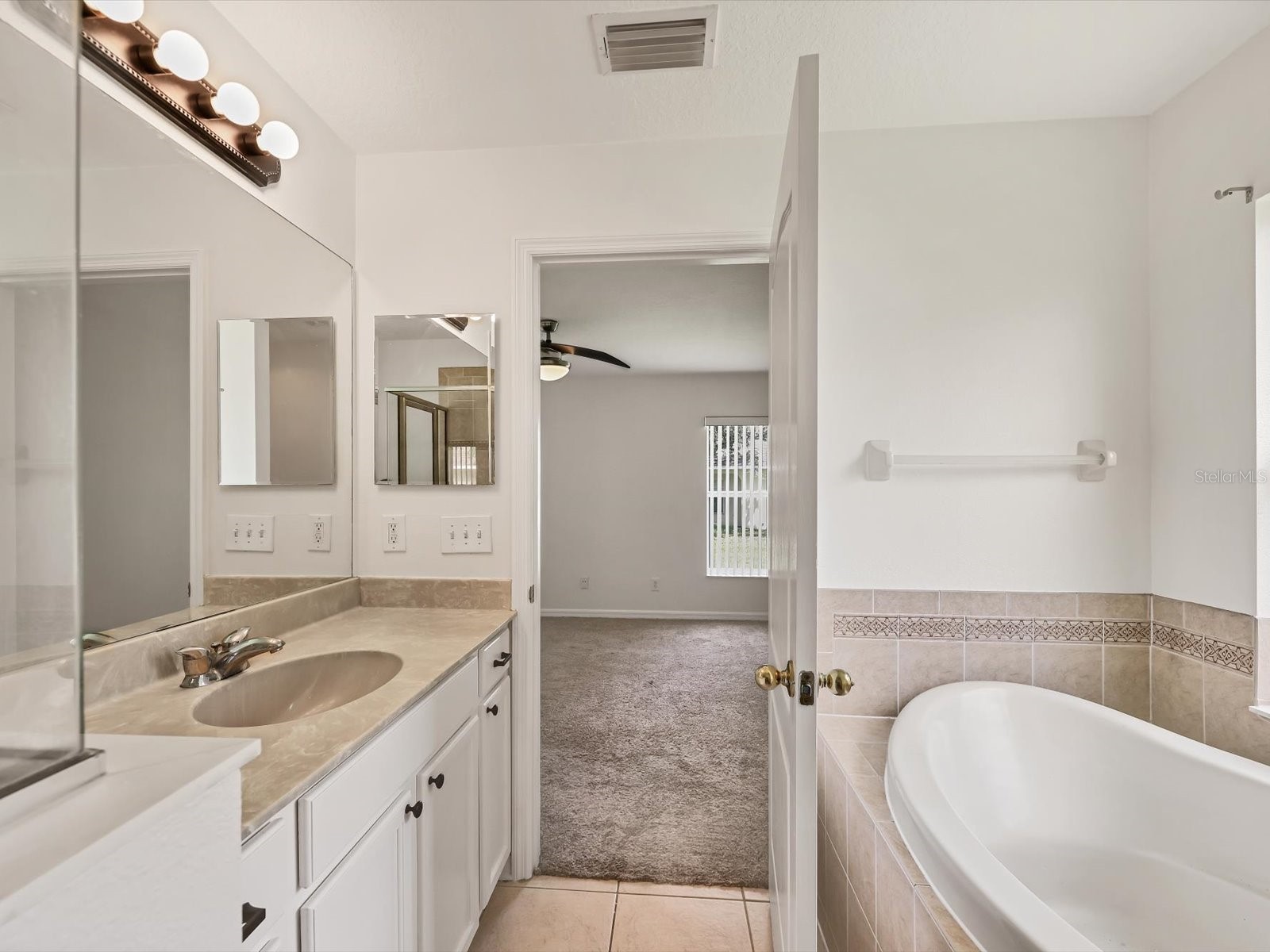 6258 Blue Runner Court Lakewood Ranch FL 34202 A4695115 image16