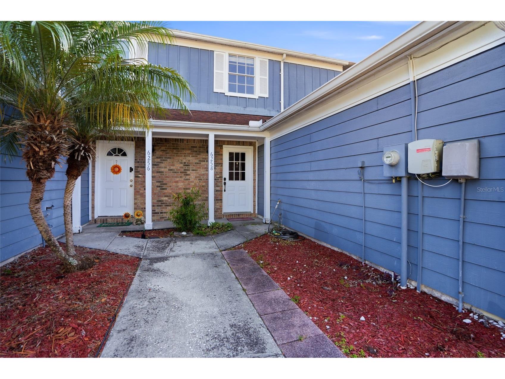 6258 Oak Cluster Cir Tampa FL 33634 TB8498633 image1