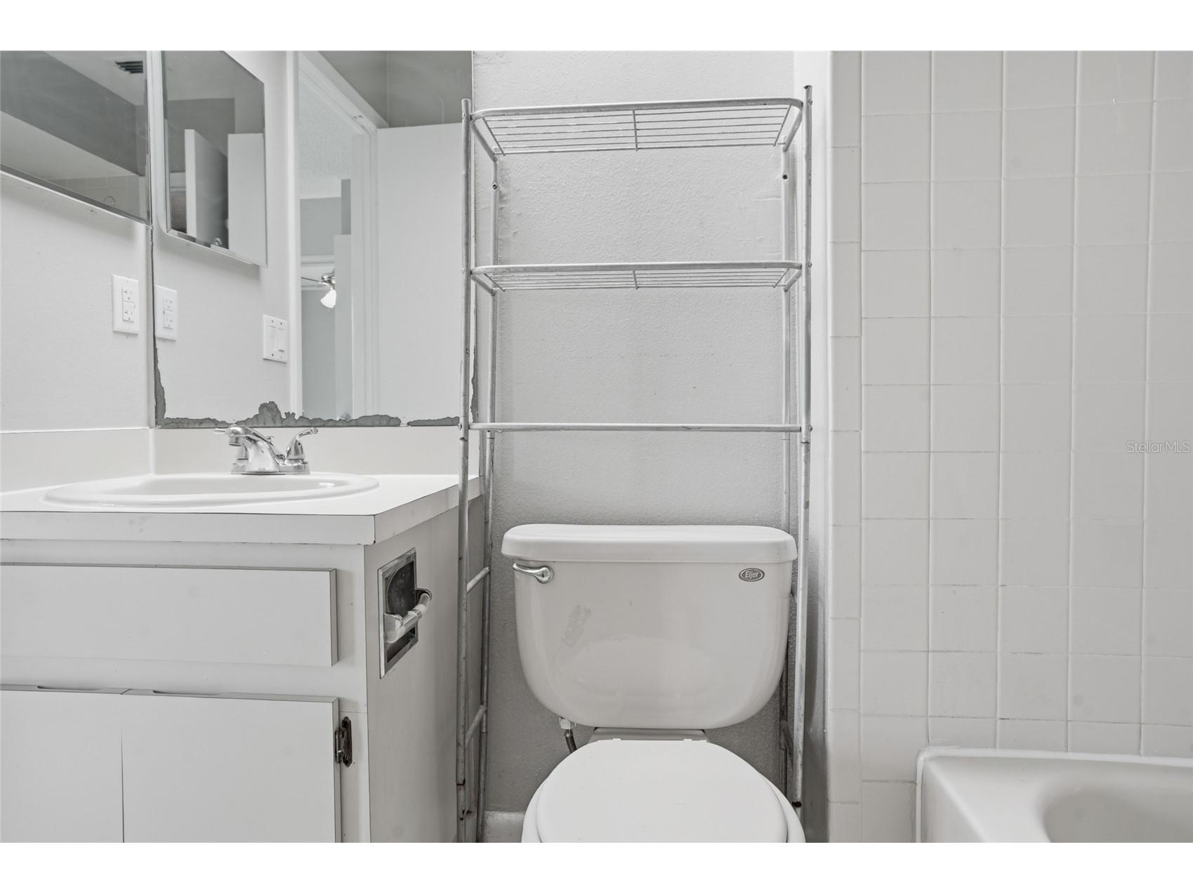 6258 Oak Cluster Cir Tampa FL 33634 TB8498633 image14