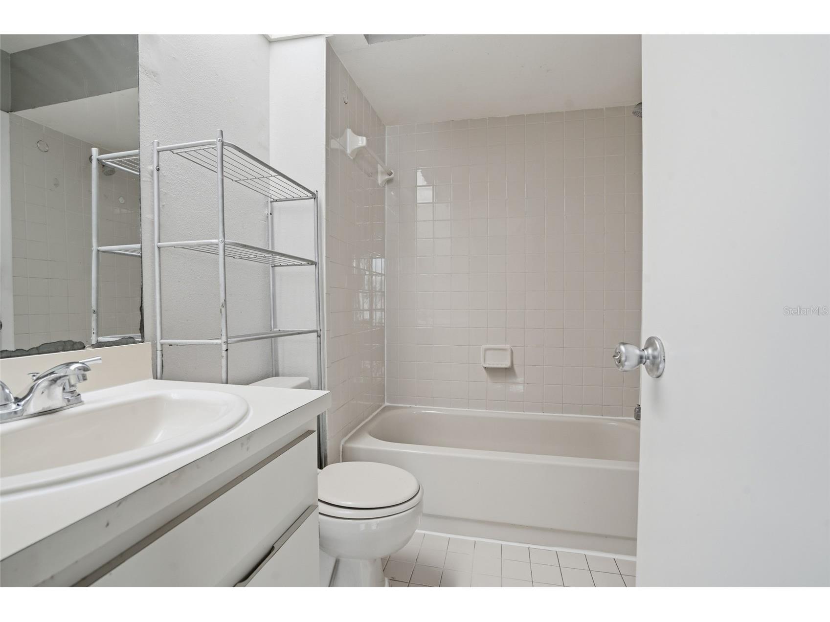 6258 Oak Cluster Cir Tampa FL 33634 TB8498633 image15