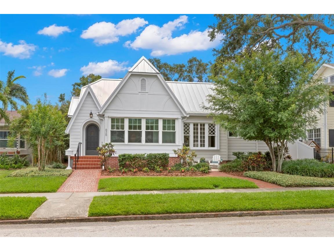 626 16th Avenue NE Saint Petersburg FL 33704 TB8383722 image1