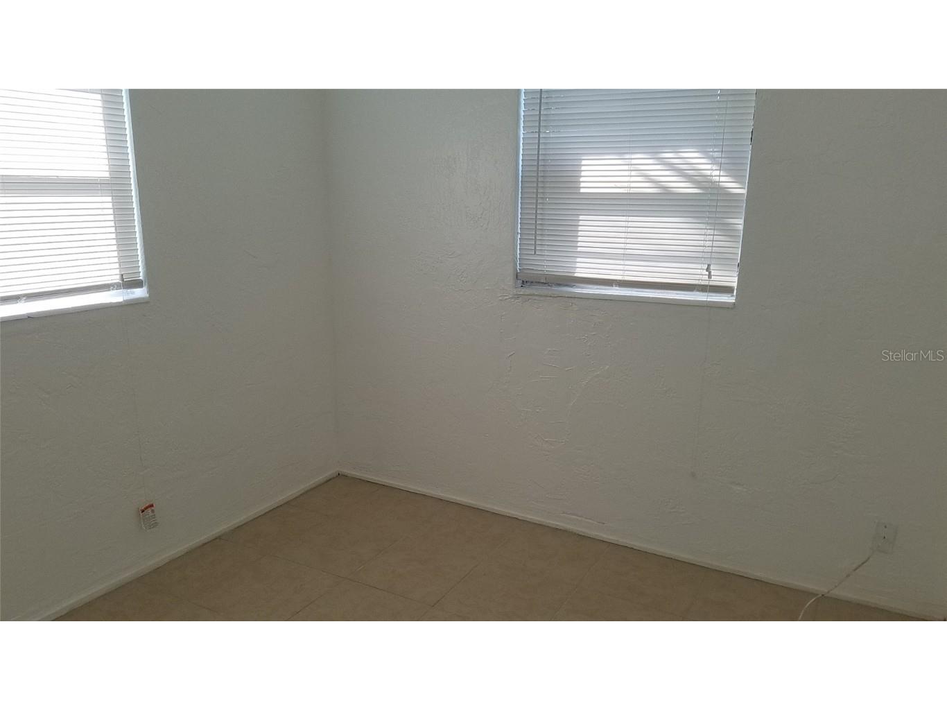 626 31st Street S Saint Petersburg FL 33712 TB8437866 image4