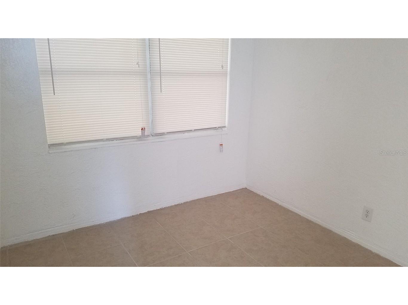 626 31st Street S Saint Petersburg FL 33712 TB8437866 image6