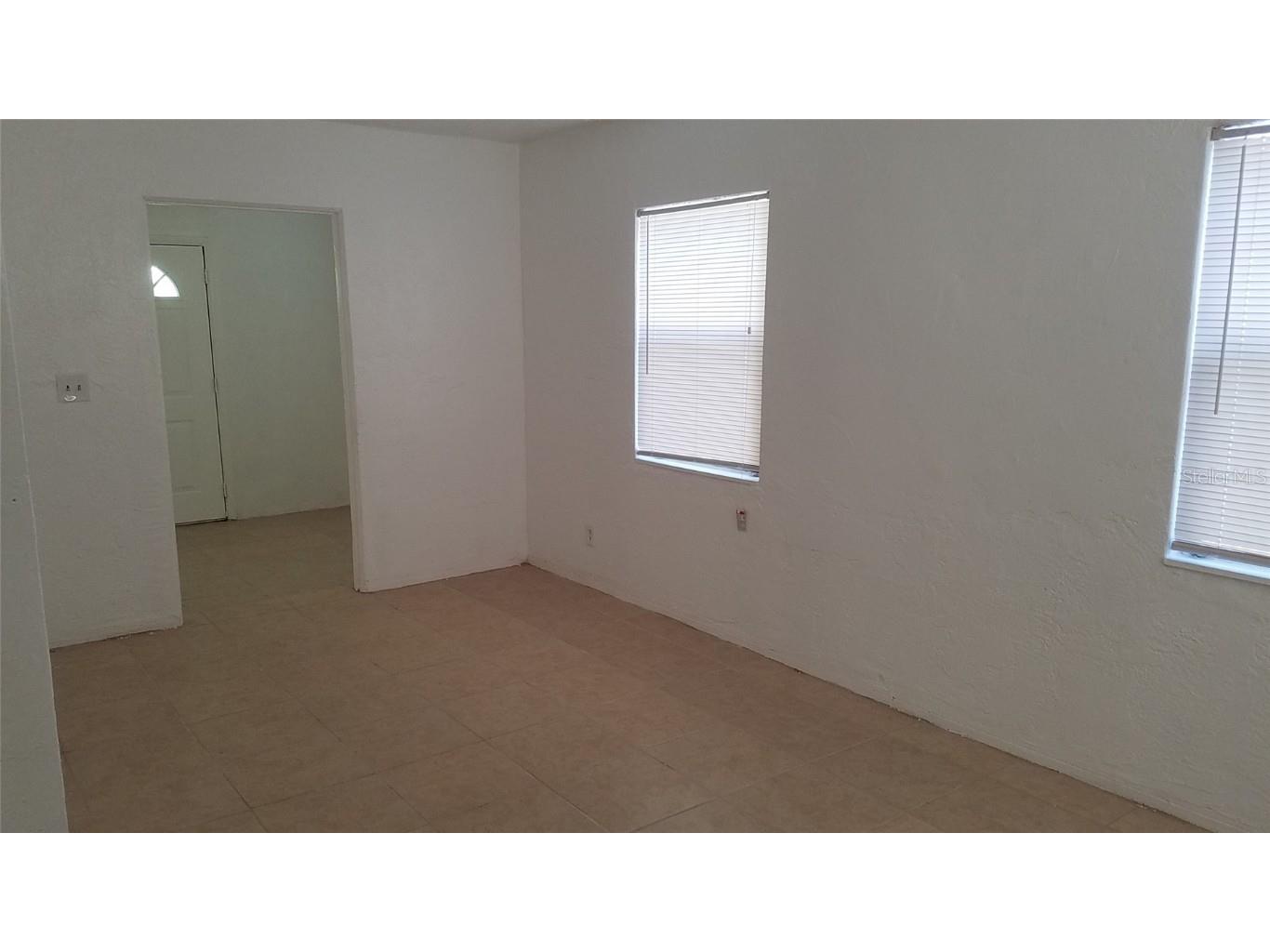 626 31st Street S Saint Petersburg FL 33712 TB8437866 image8