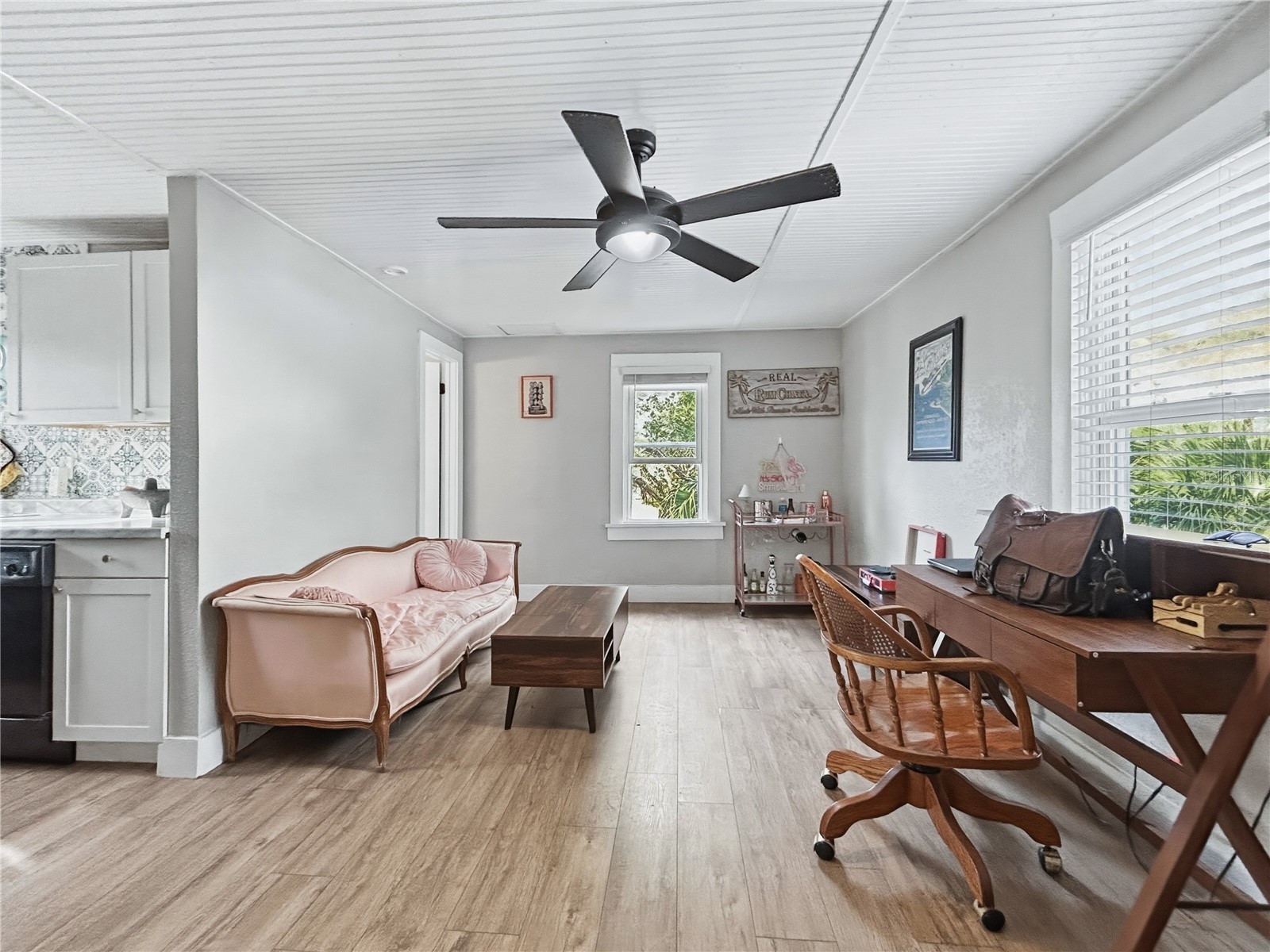 626 37th Avenue S Saint Petersburg FL 33705 TB8481678 image17