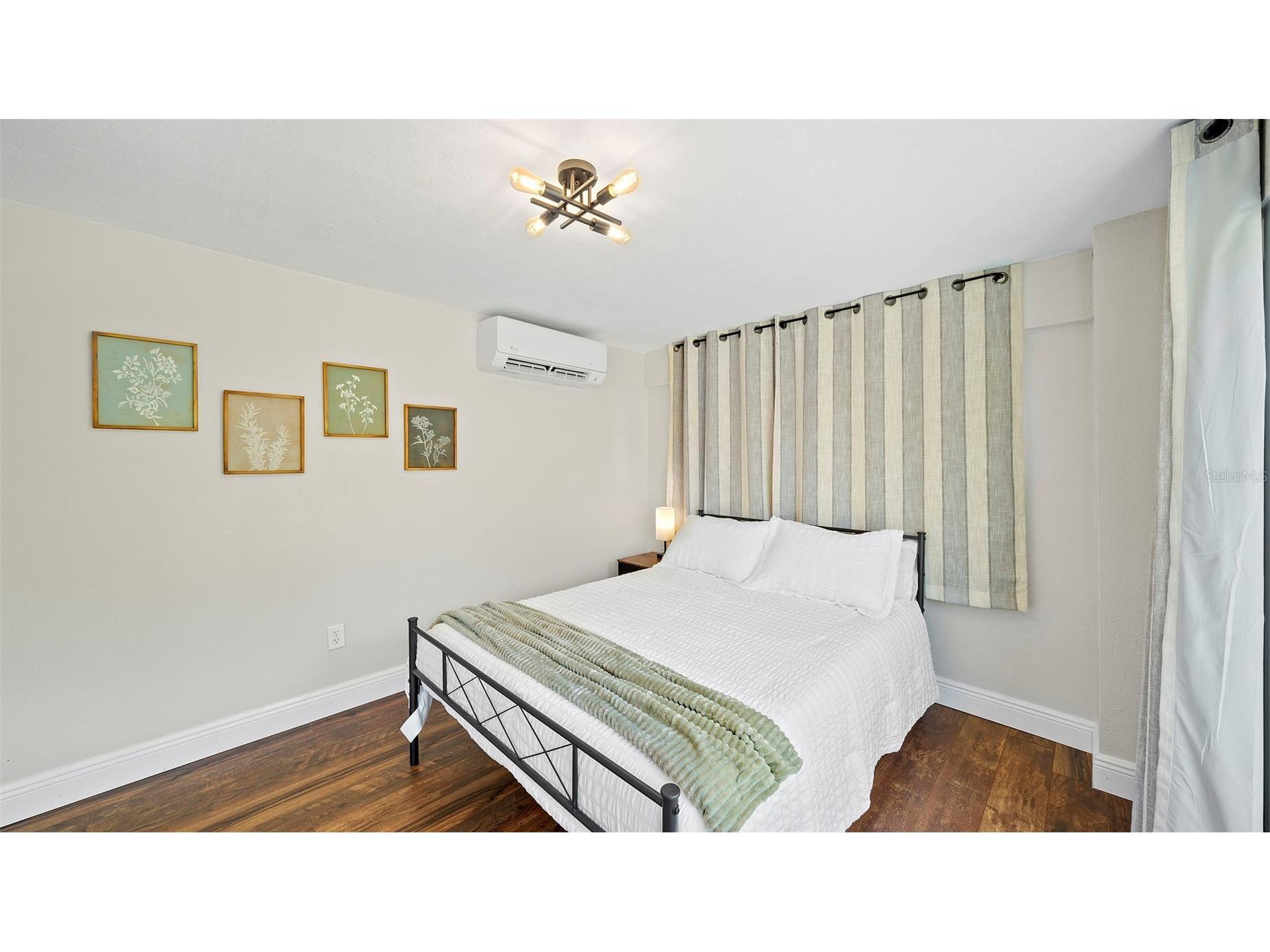 626 37th Avenue S Saint Petersburg FL 33705 TB8481678 image43