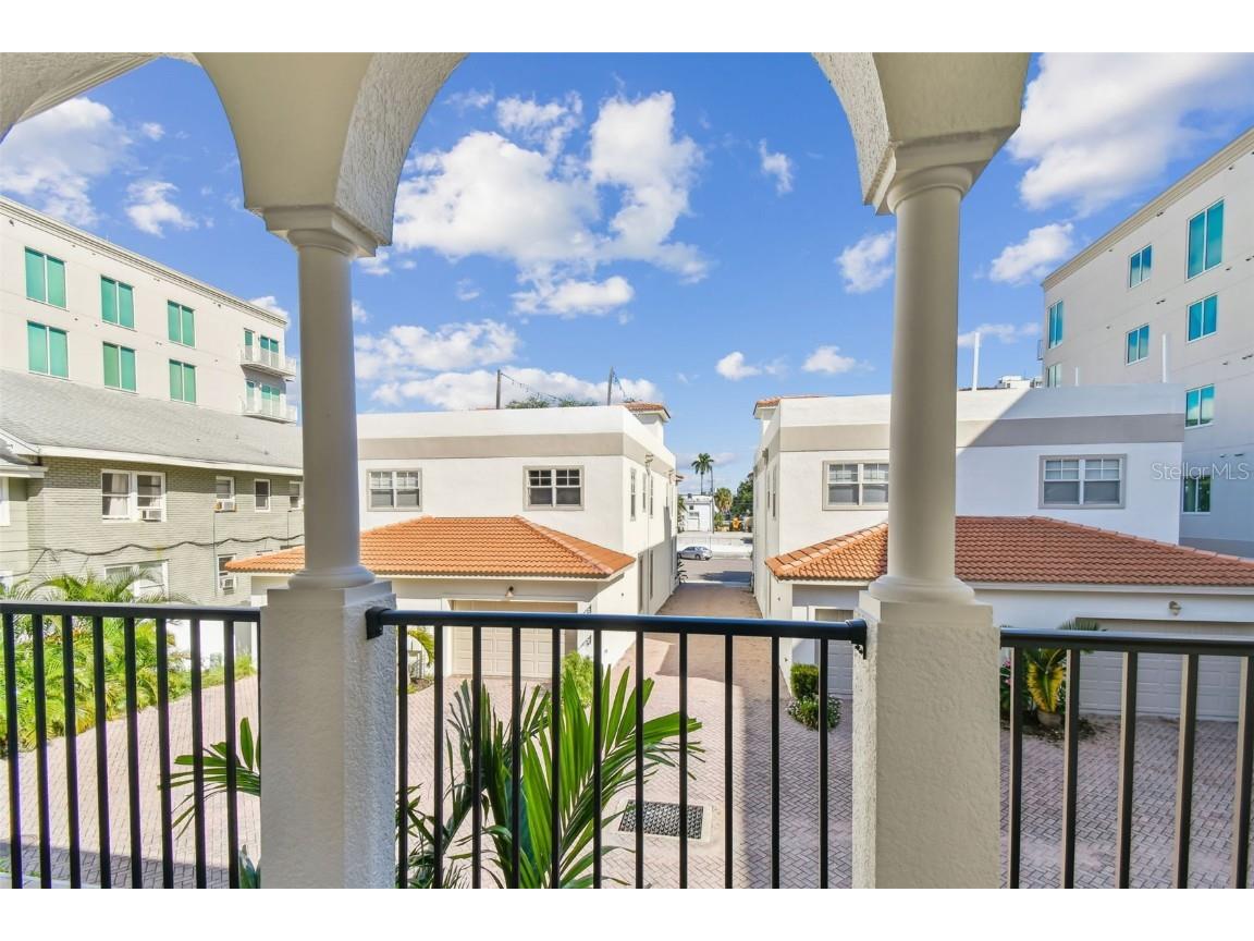626 3rd Avenue S Saint Petersburg FL 33701 TB8433548 image12