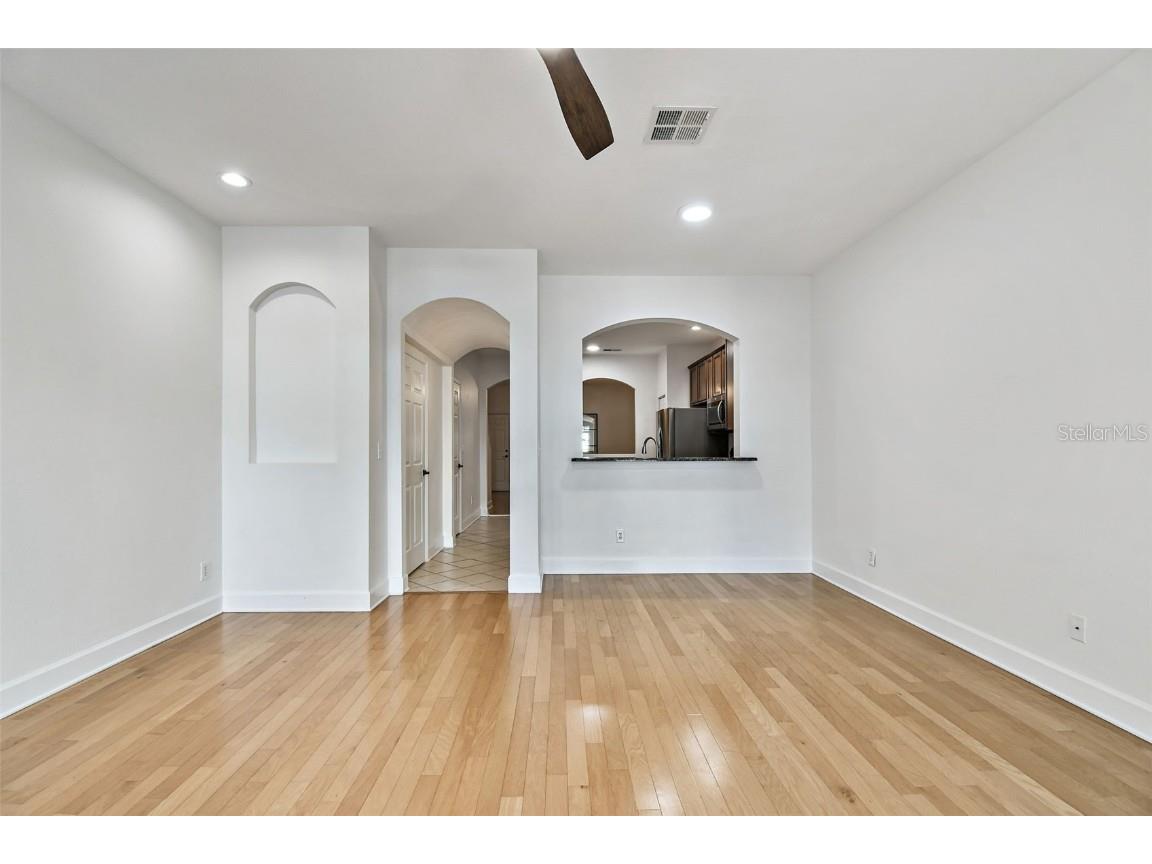 626 3rd Avenue S Saint Petersburg FL 33701 TB8433548 image17