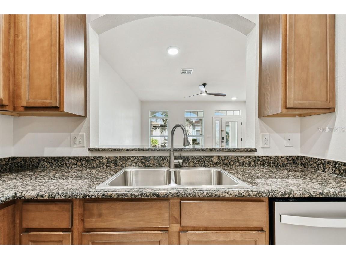 626 3rd Avenue S Saint Petersburg FL 33701 TB8433548 image22