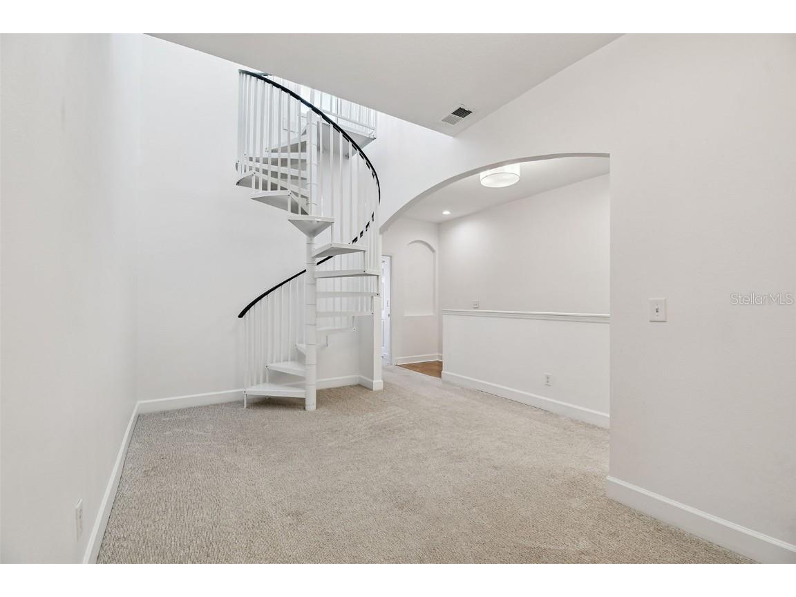 626 3rd Avenue S Saint Petersburg FL 33701 TB8433548 image30