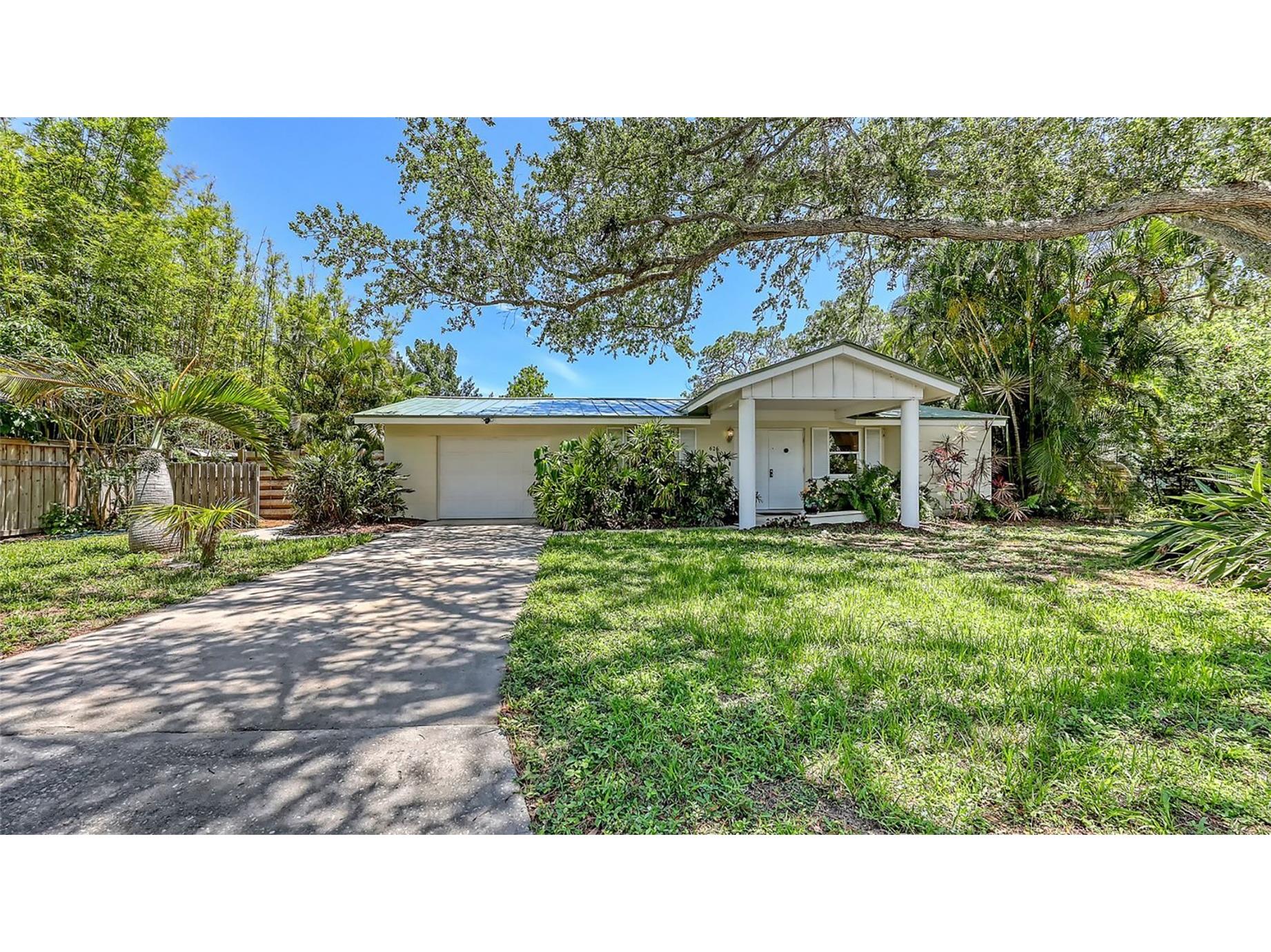 626 46th Street Sarasota FL 34234 A4680880 image1