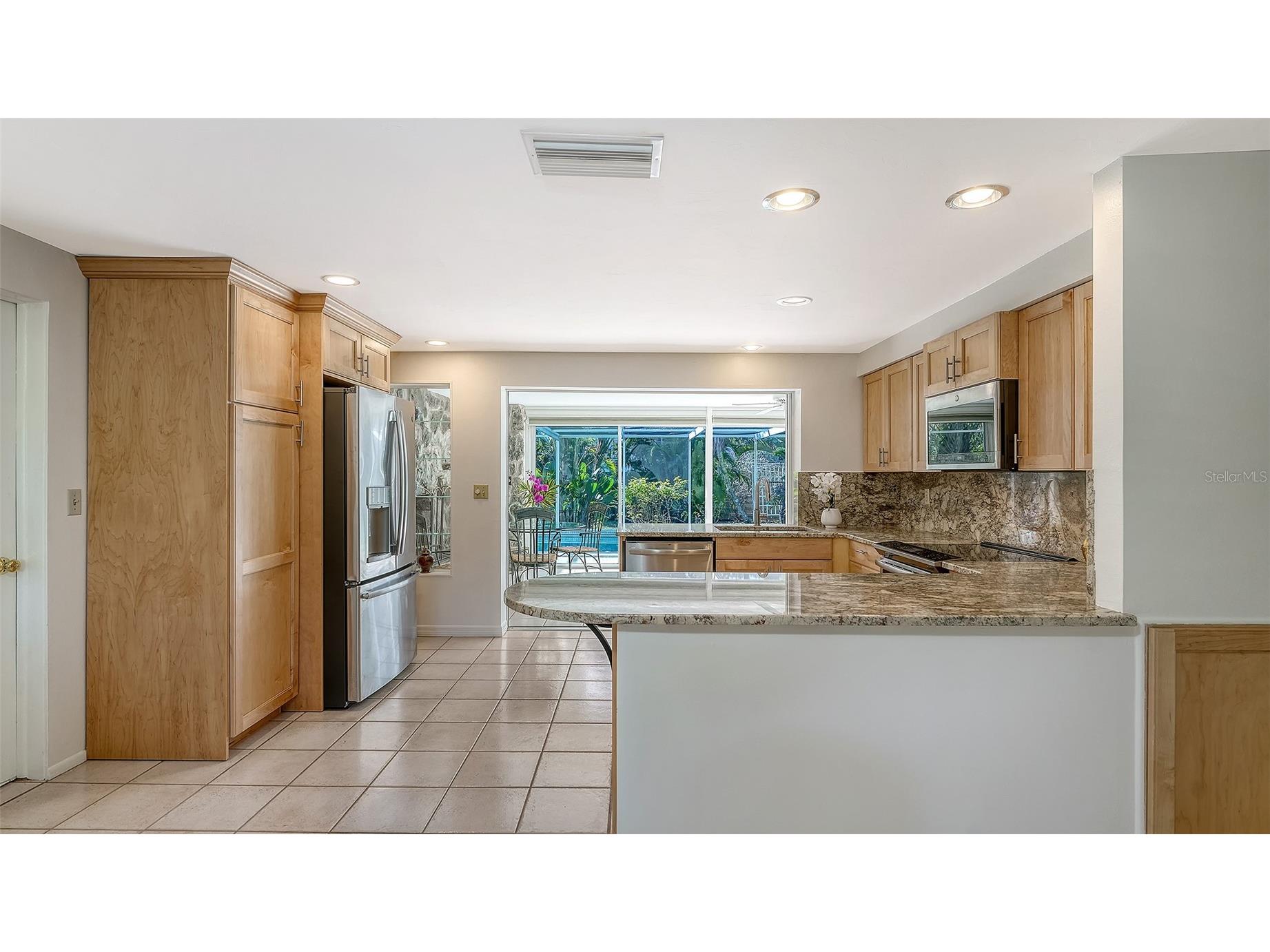 626 46th Street Sarasota FL 34234 A4680880 image9